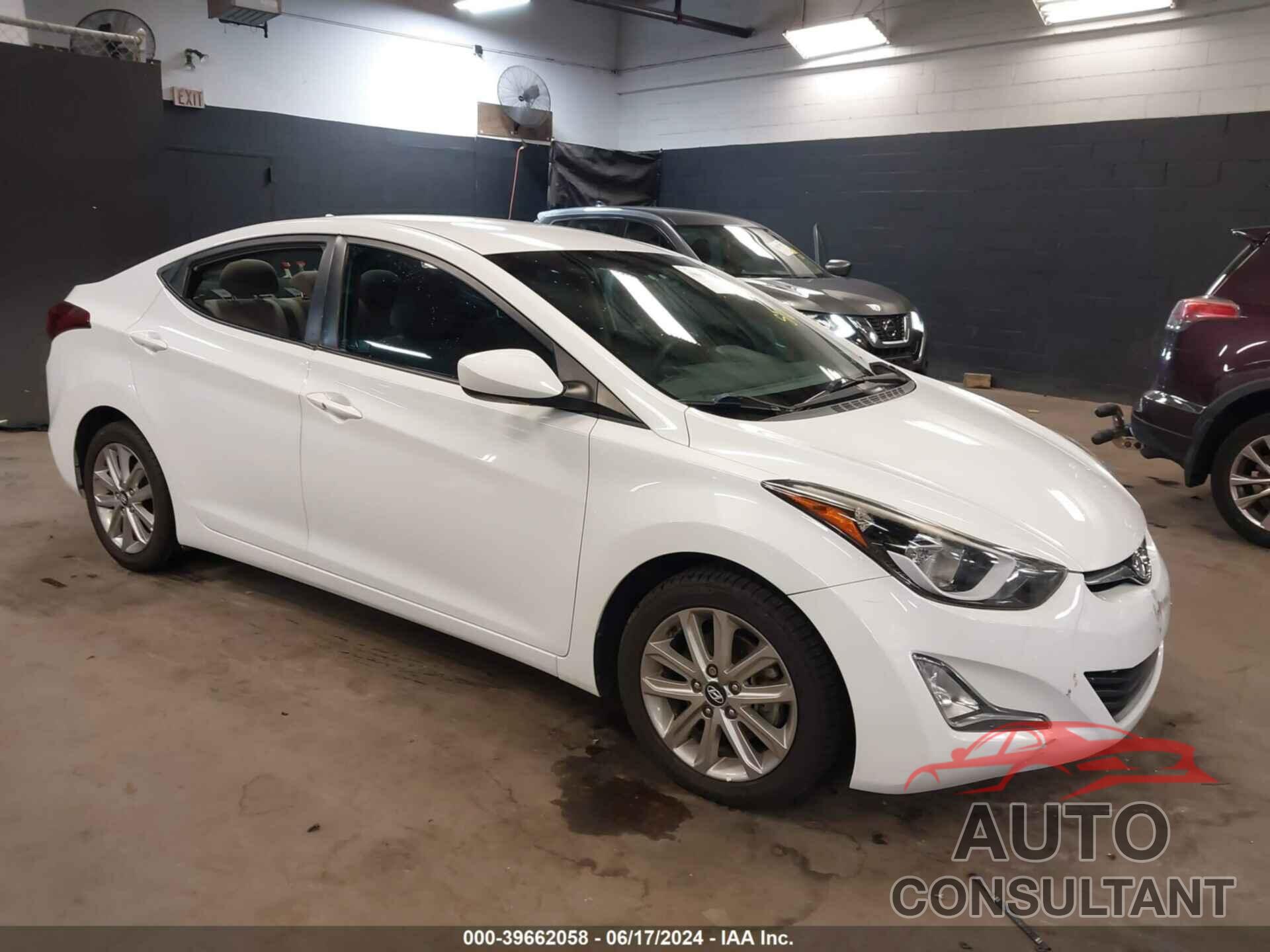 HYUNDAI ELANTRA 2015 - 5NPDH4AE0FH583127
