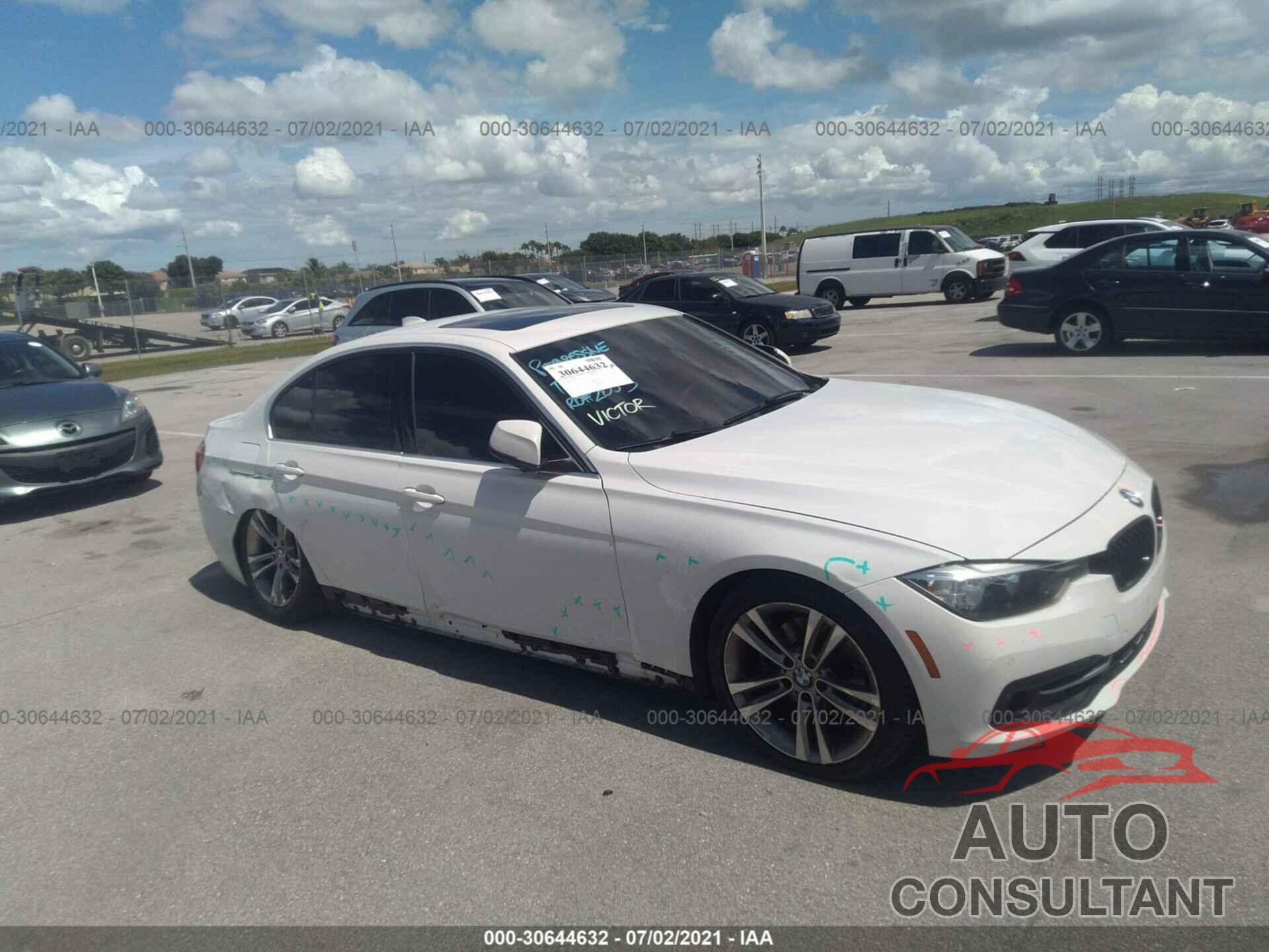 BMW 3 SERIES 2017 - WBA8B9G57HNU09739