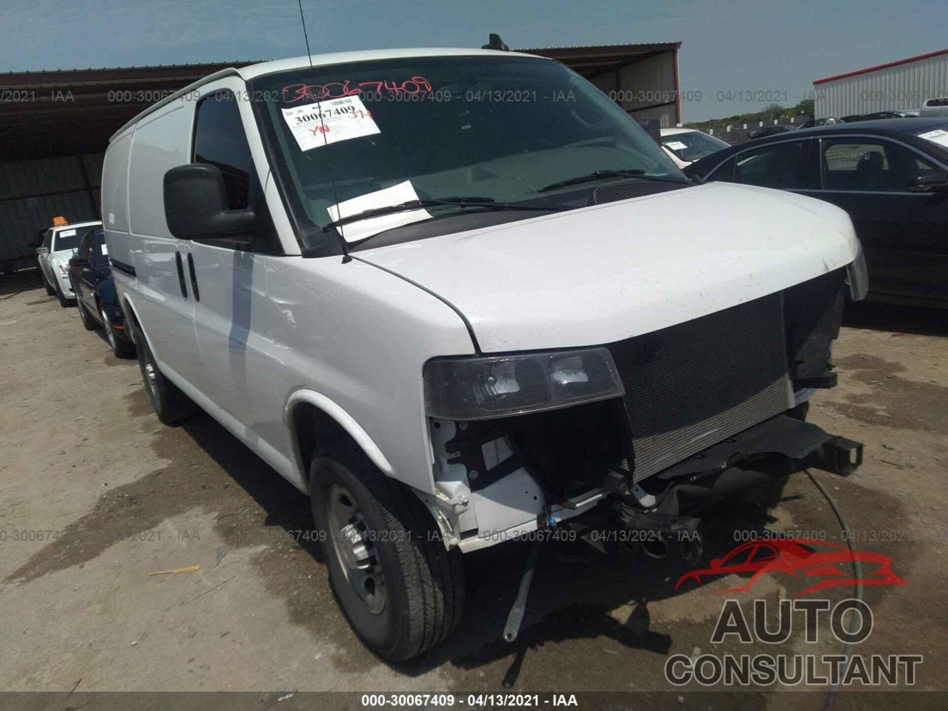 CHEVROLET EXPRESS CARGO VAN 2020 - 1GCWGAFP3L1270077