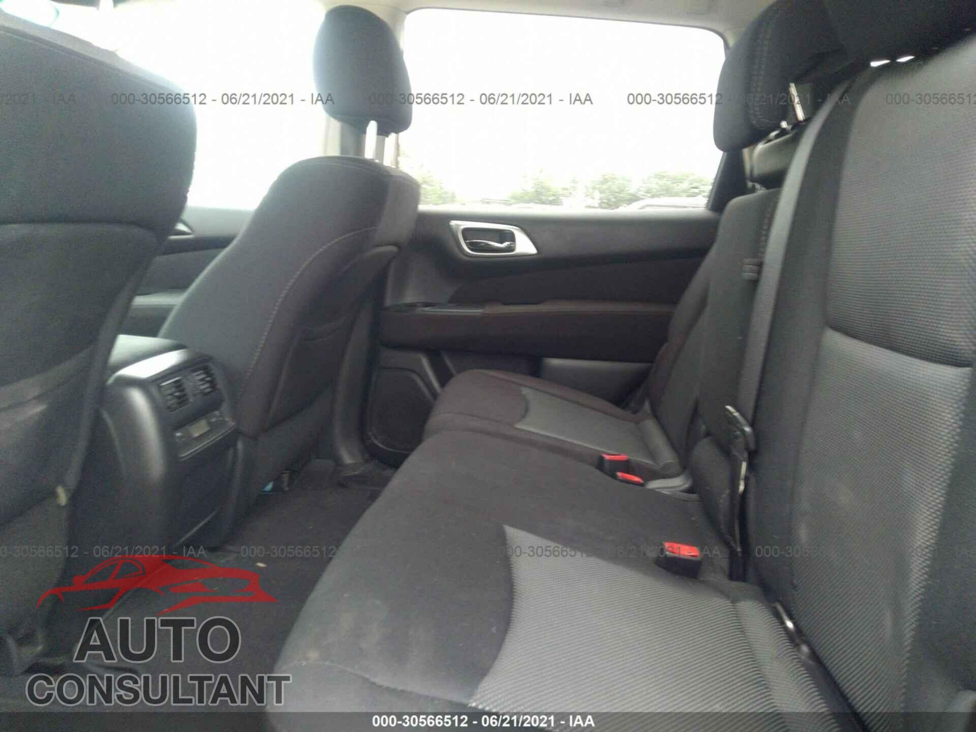 NISSAN PATHFINDER 2017 - 5N1DR2MM4HC675081