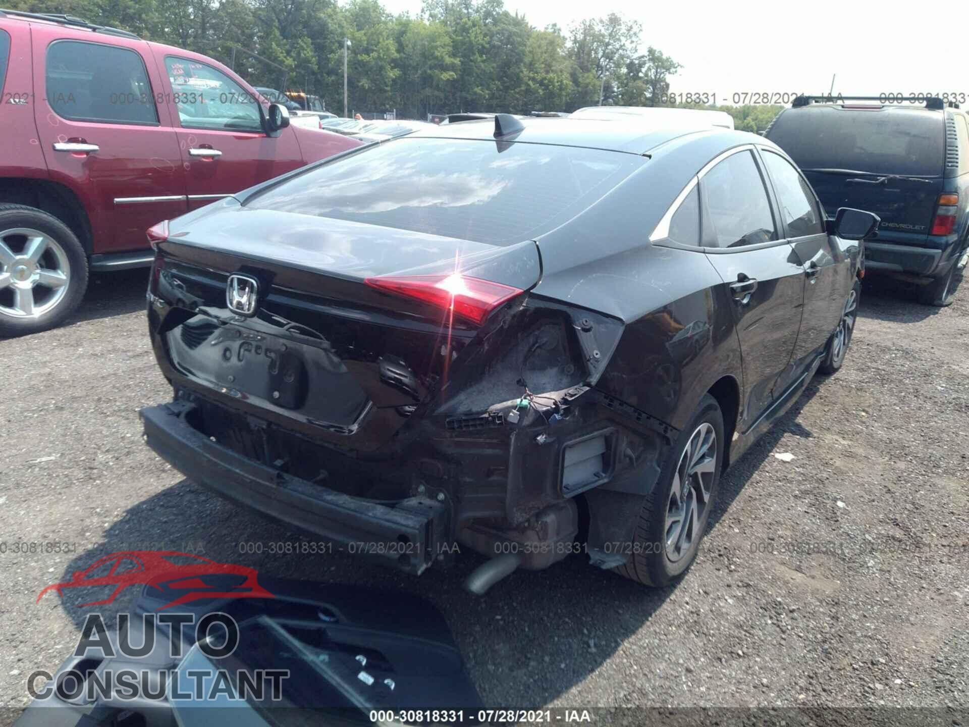 HONDA CIVIC SEDAN 2017 - 2HGFC2F77HH525941