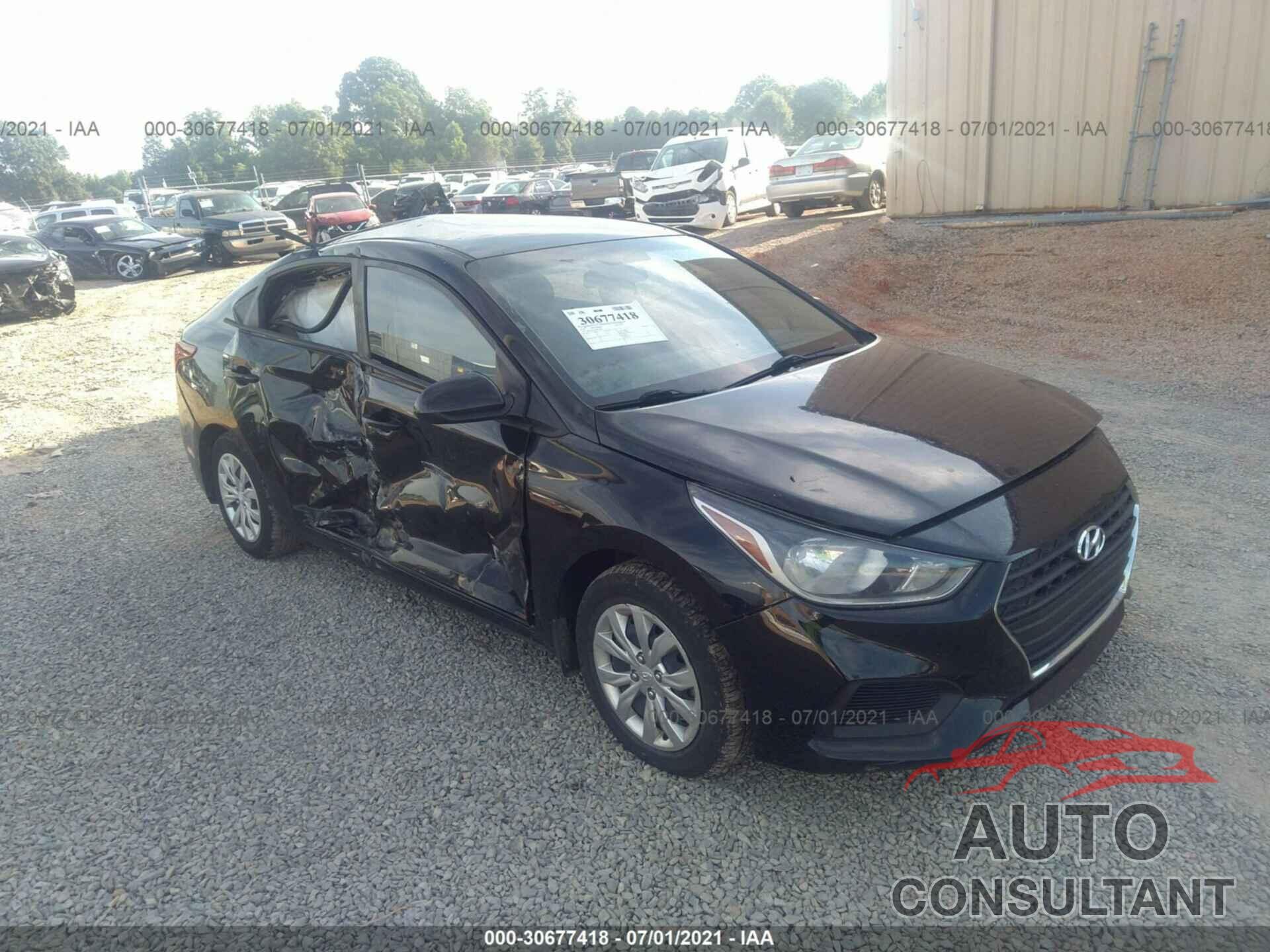HYUNDAI ACCENT 2018 - 3KPC24A30JE021883