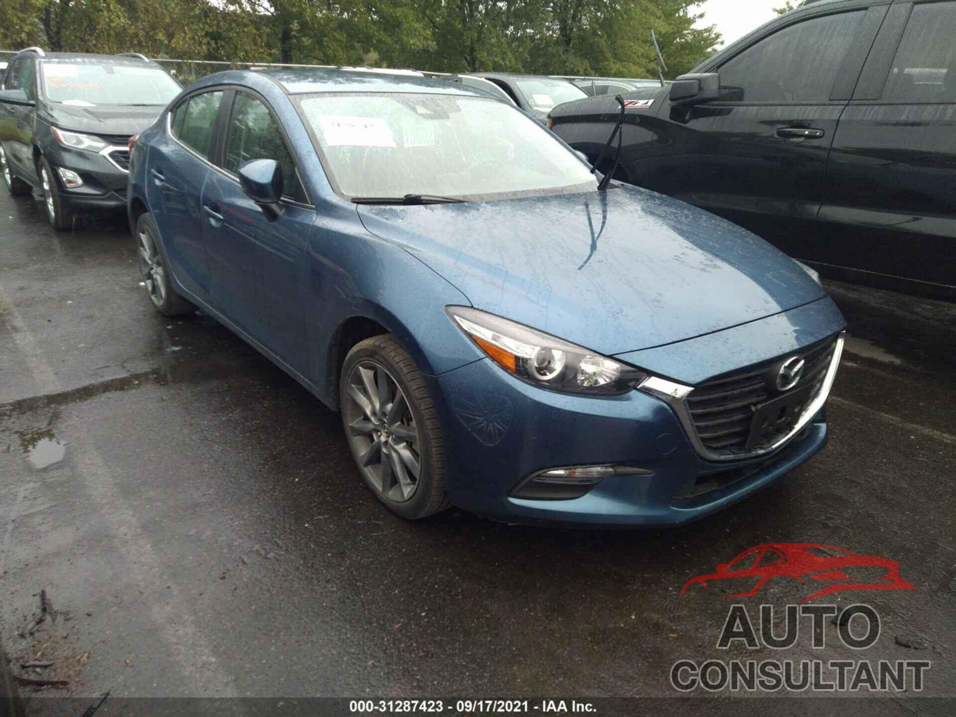 MAZDA MAZDA3 4-DOOR 2018 - 3MZBN1V31JM261362