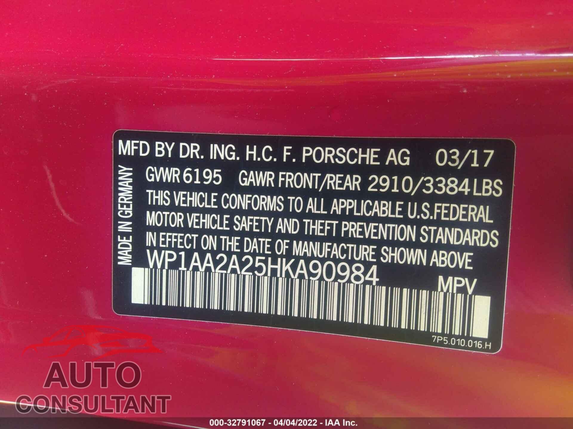 PORSCHE CAYENNE 2017 - WP1AA2A25HKA90984