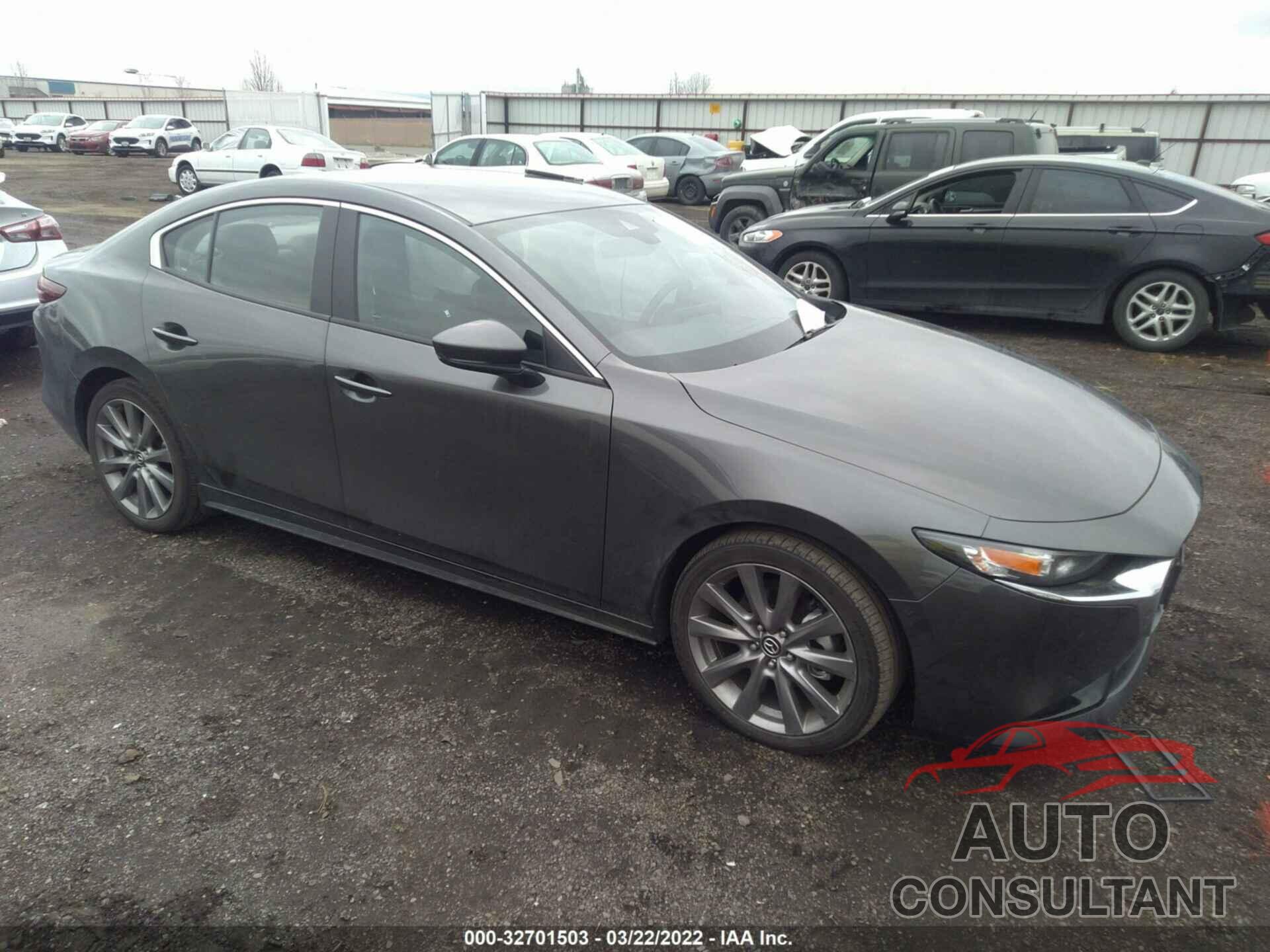 MAZDA MAZDA3 SEDAN 2019 - JM1BPBAM3K1140283