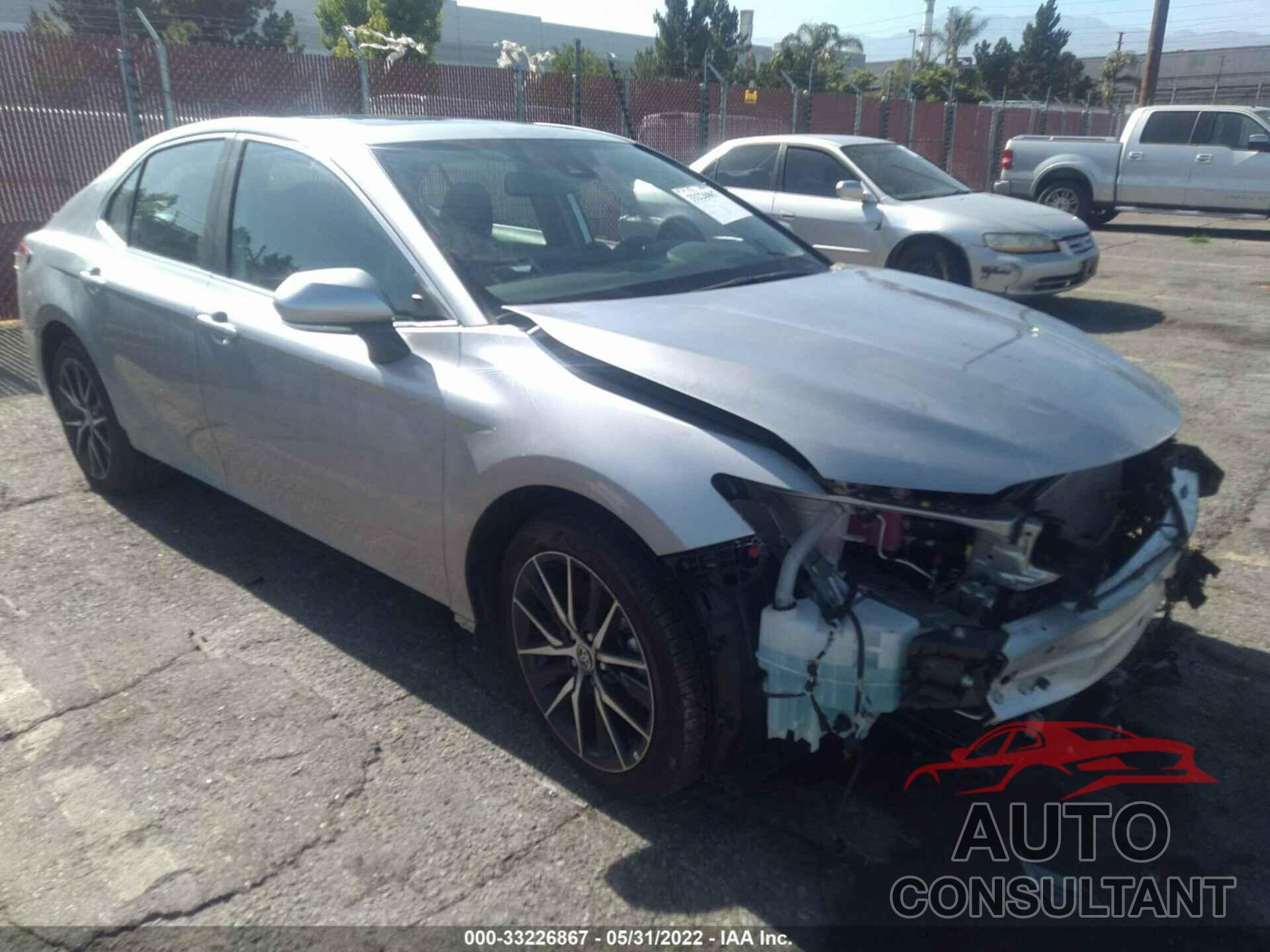 TOYOTA CAMRY 2022 - 4T1S31AK3NU583519