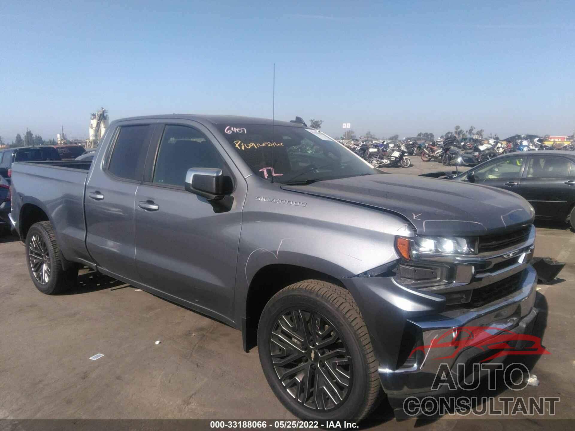 CHEVROLET SILVERADO 1500 2019 - 1GCRWCEDXKZ221039