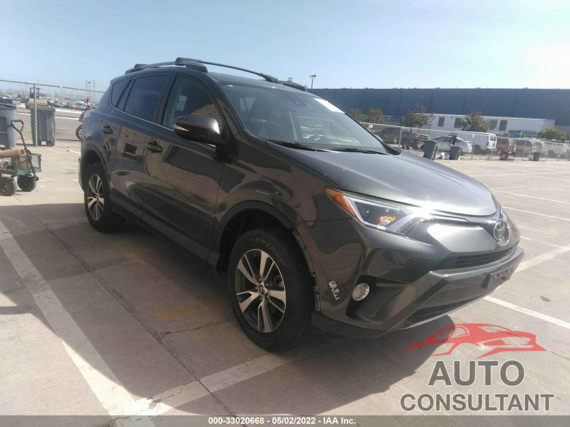 TOYOTA RAV4 2018 - JTMRFREV6JJ258291