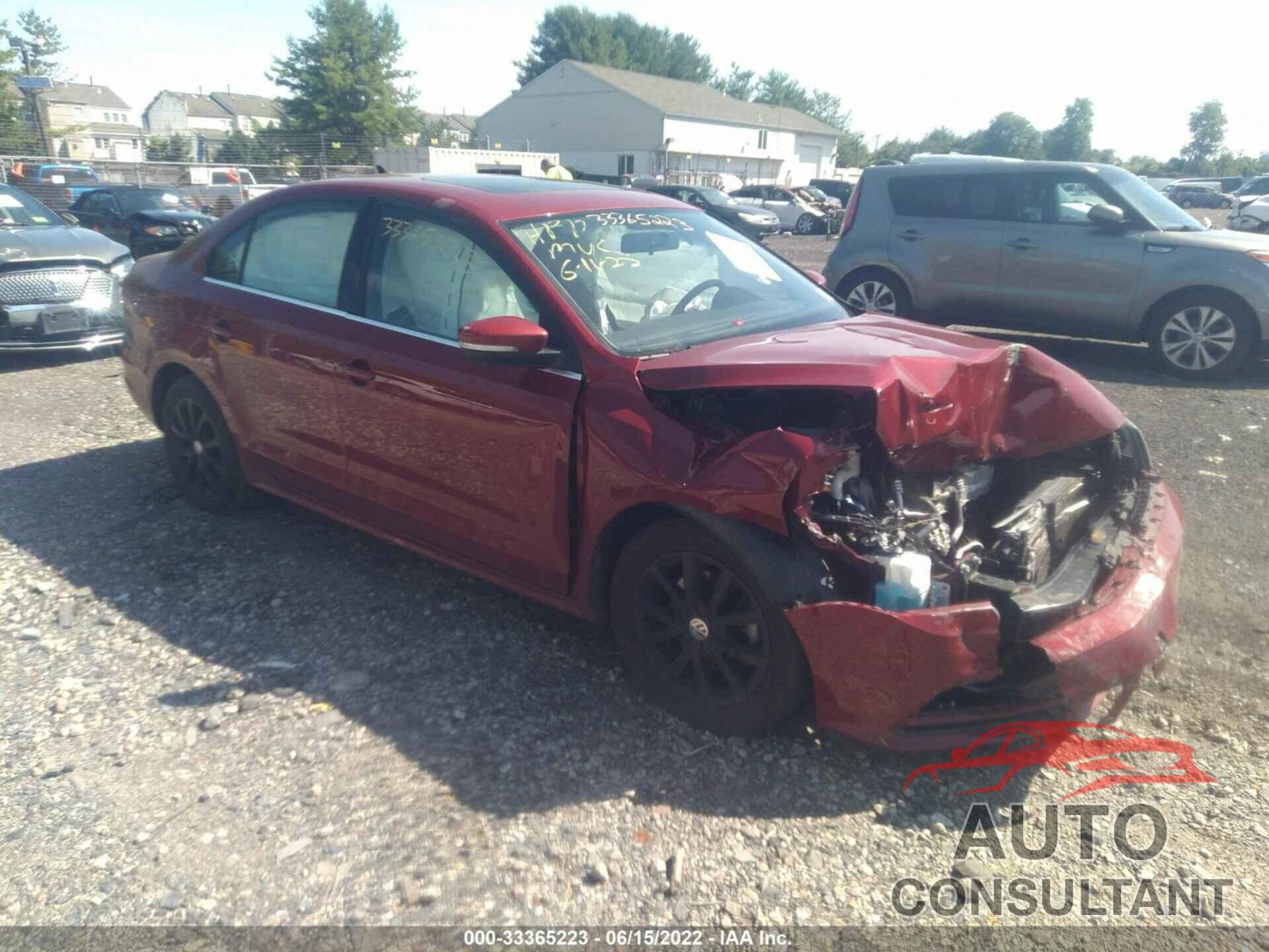 VOLKSWAGEN JETTA 2017 - 3VWDB7AJ4HM411306