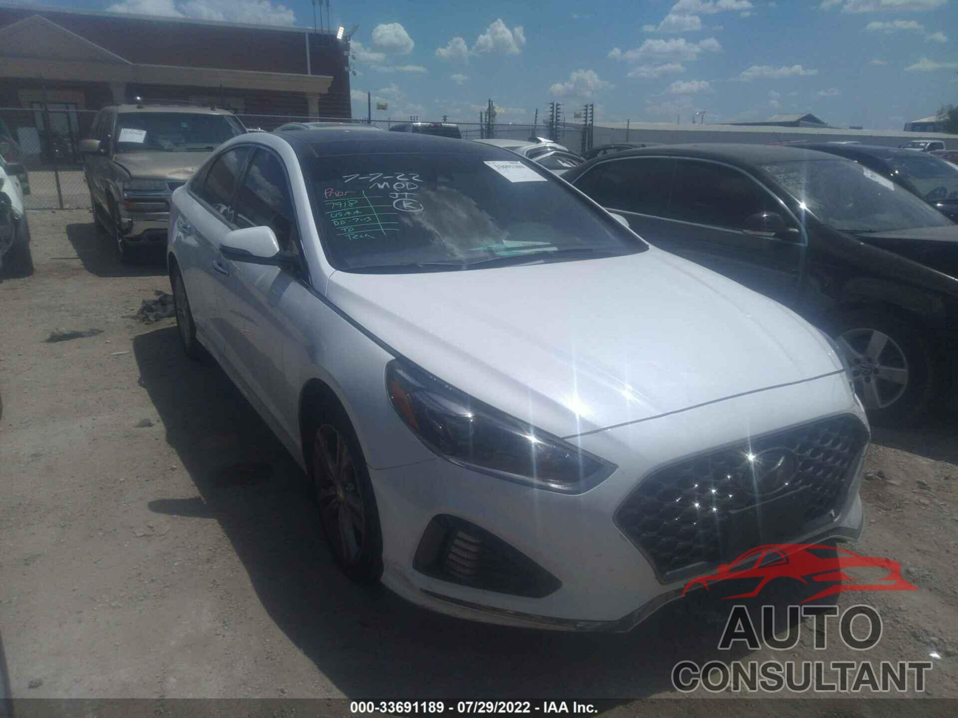 HYUNDAI SONATA 2018 - 5NPE34AF2JH702946