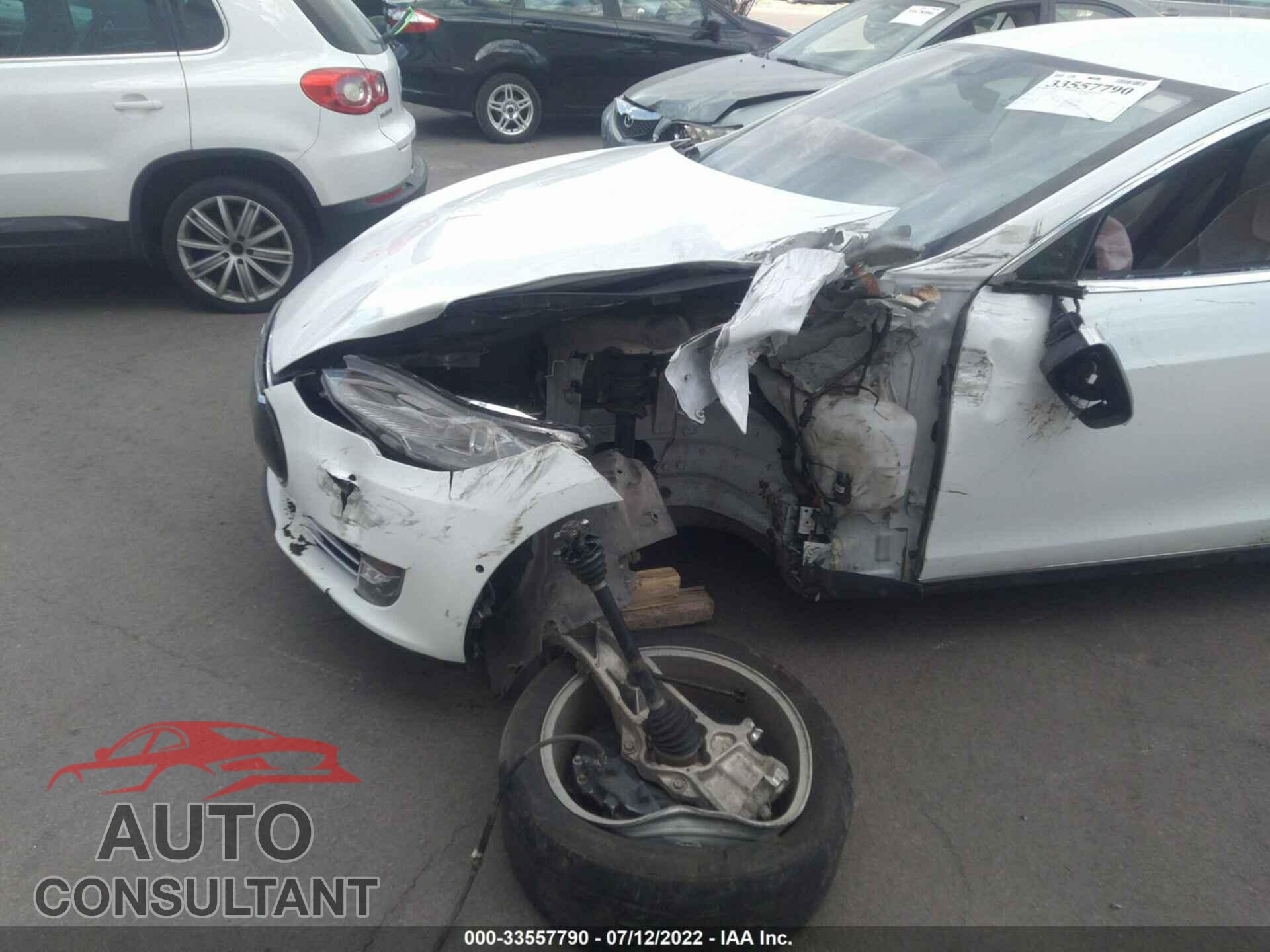 TESLA MODEL S 2016 - 5YJSA1E20GF120611