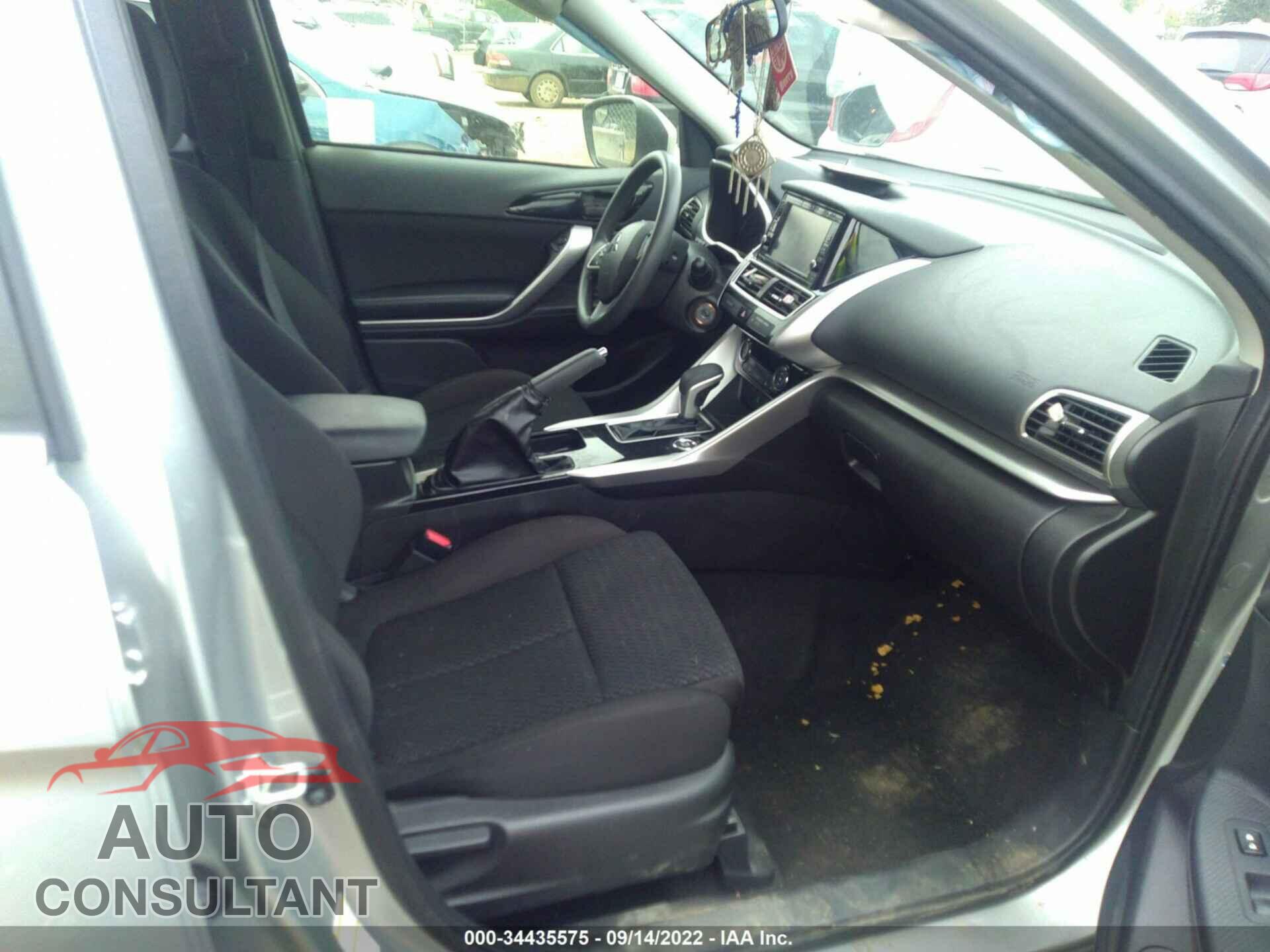 MITSUBISHI ECLIPSE CROSS 2020 - JA4AT3AAXLZ035028