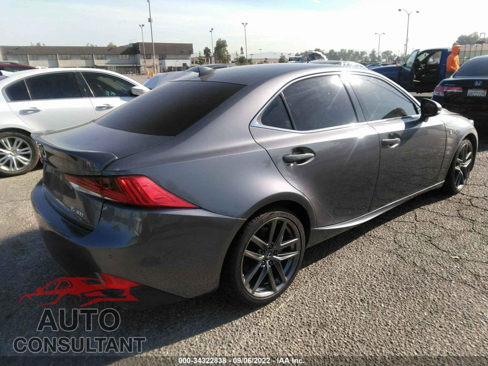 LEXUS IS 2019 - JTHBA1D22K5084866