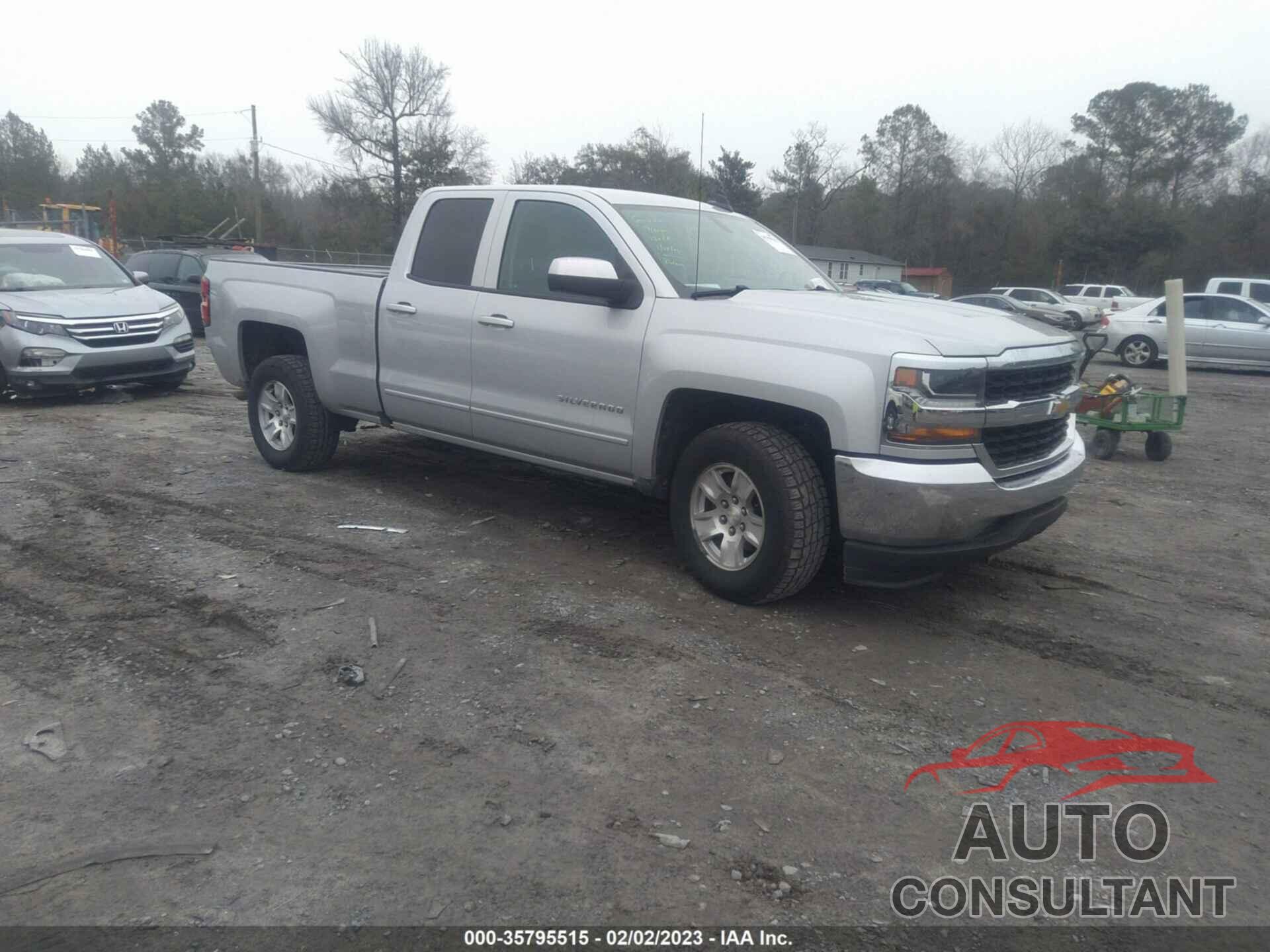 CHEVROLET SILVERADO 1500 2018 - 1GCRCREC4JZ192221