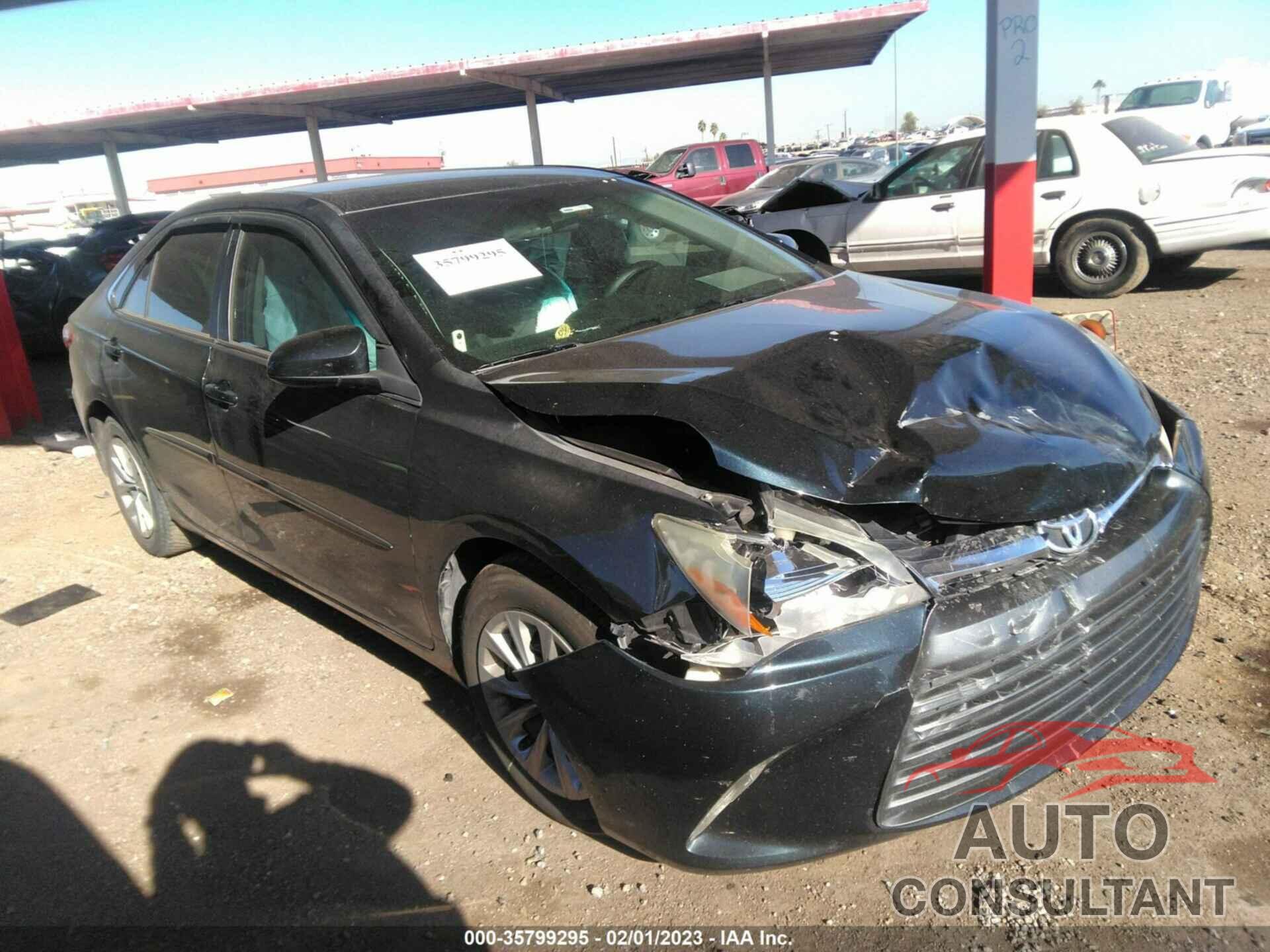 TOYOTA CAMRY 2016 - 4T4BF1FK1GR537728