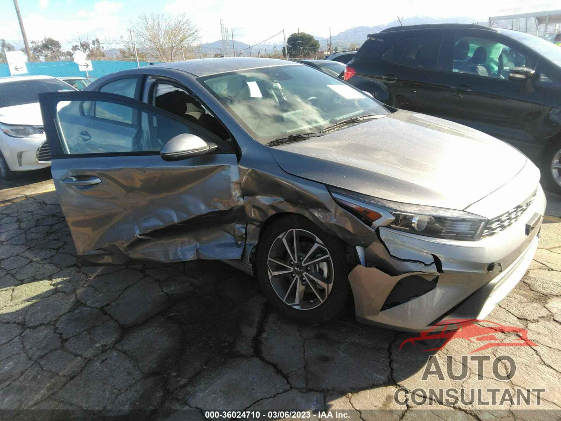 KIA FORTE 2023 - 3KPF24AD7PE573072