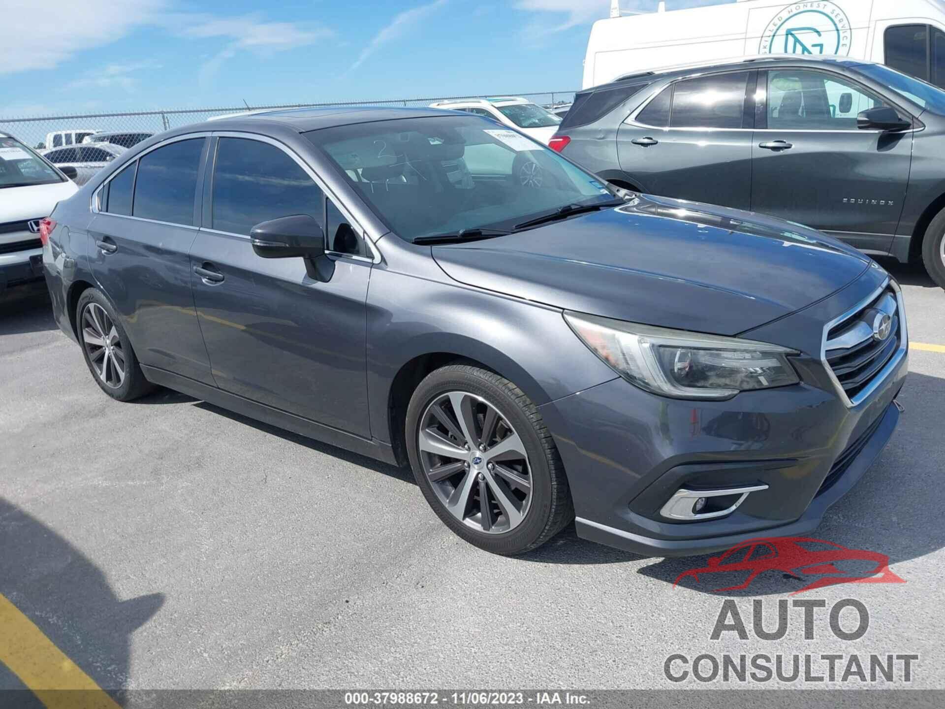 SUBARU LEGACY 2018 - 4S3BNAN67J3011381