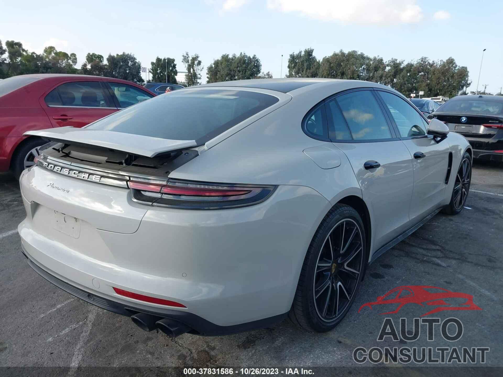 PORSCHE PANAMERA 2018 - WP0AA2A72JL111593