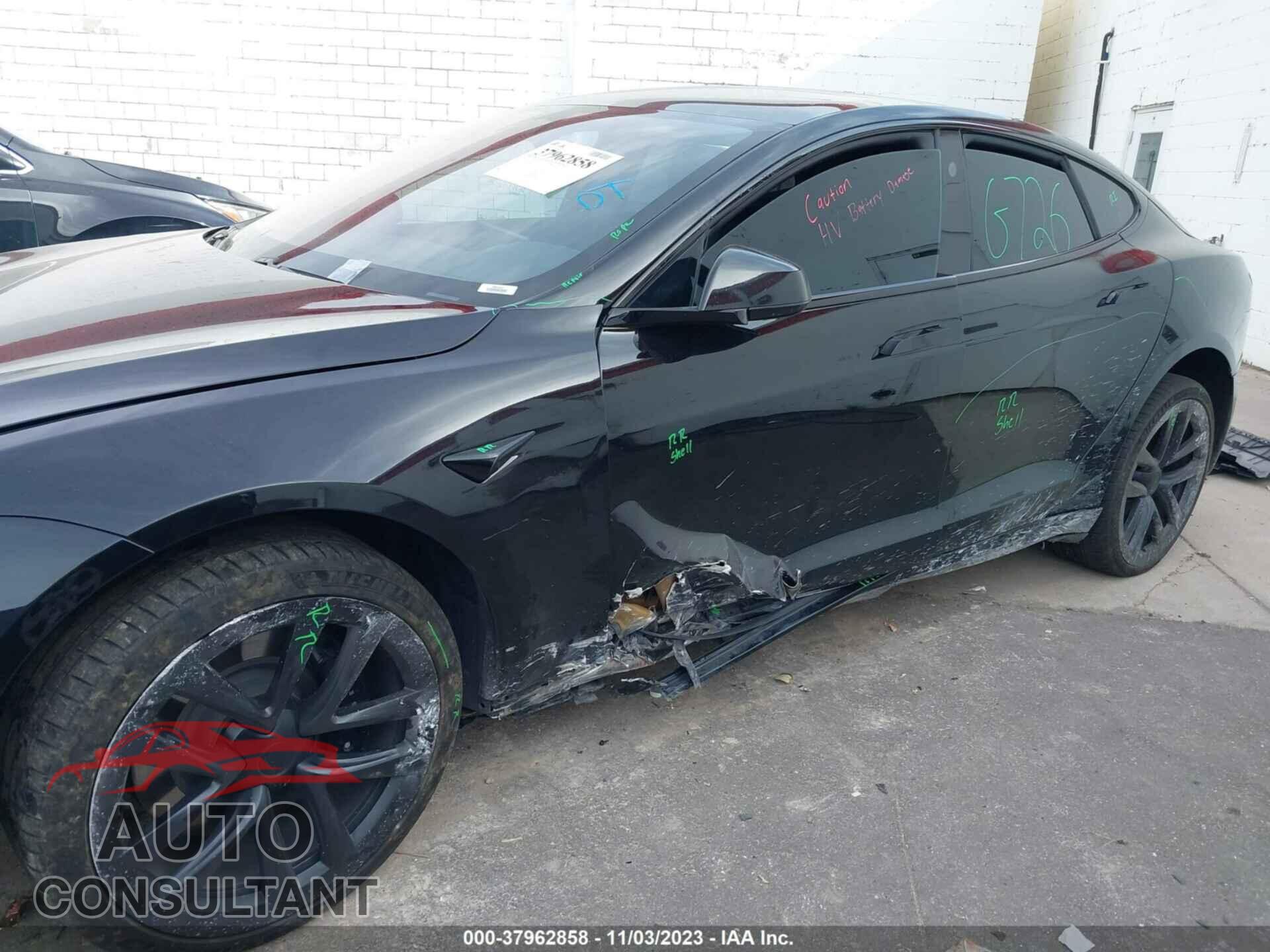 TESLA MODEL S 2022 - 5YJSA1E64NF491142