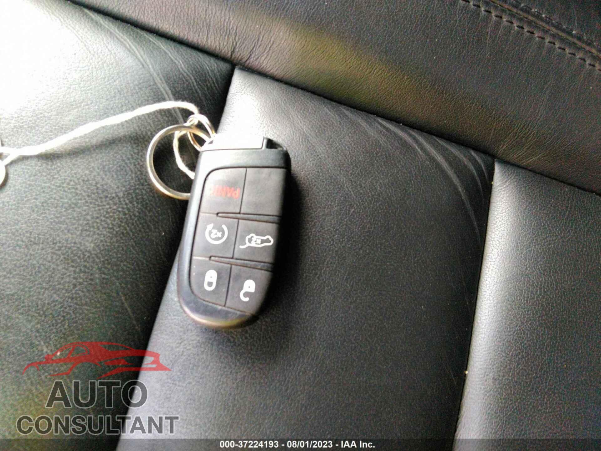 DODGE DURANGO 2019 - 1C4RDJDG7KC827925