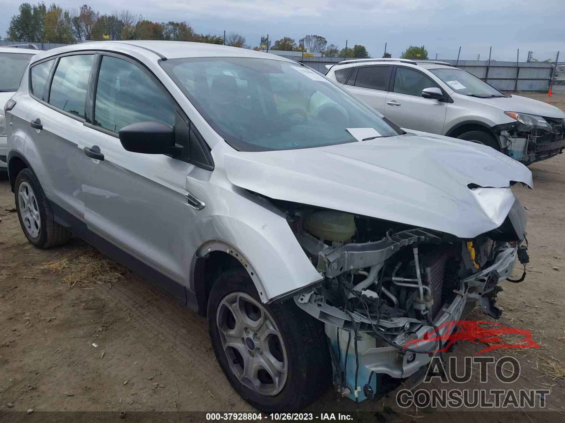 FORD ESCAPE 2017 - 1FMCU0F73HUE20860