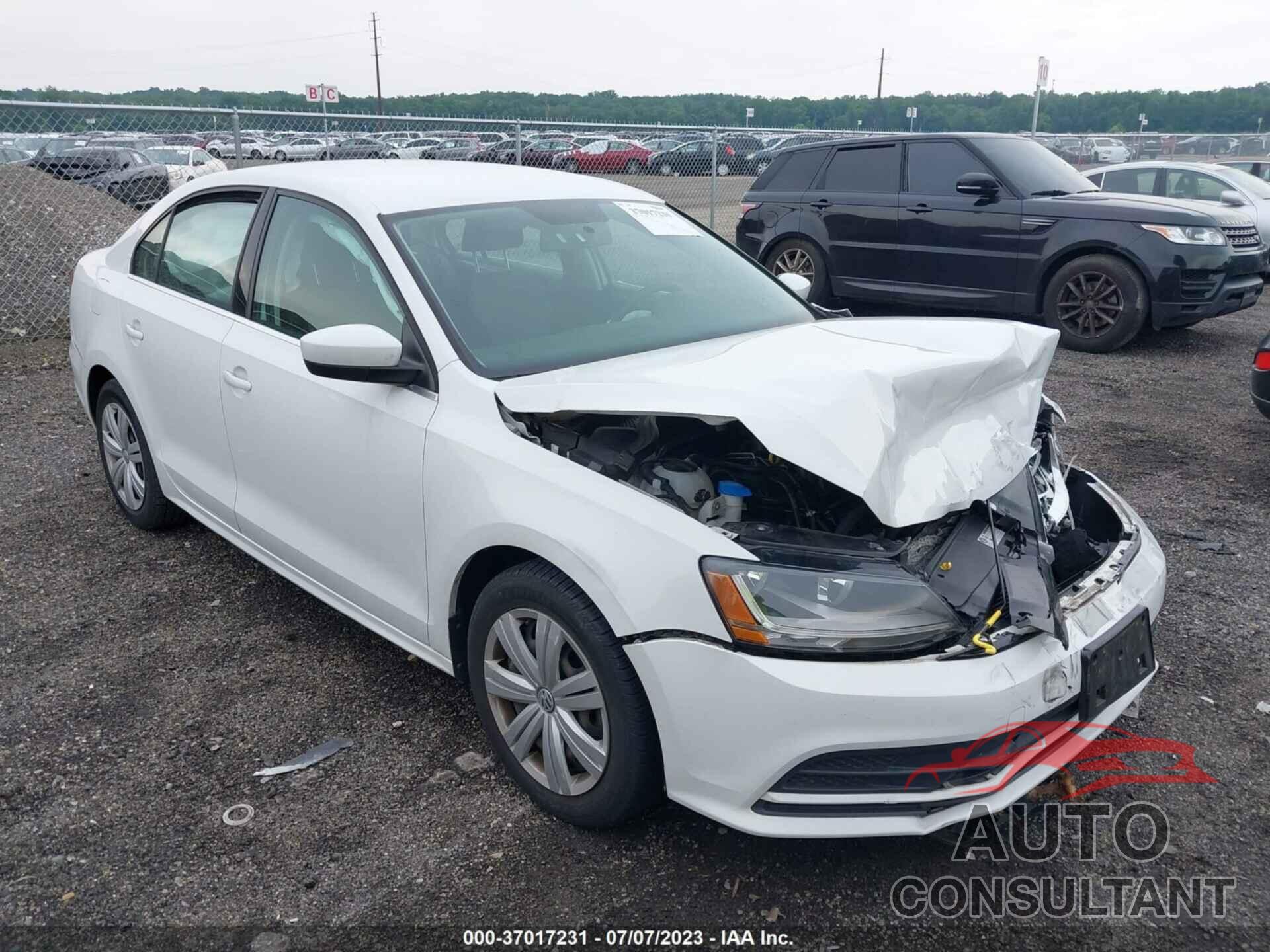 VOLKSWAGEN JETTA 2017 - 3VW167AJ1HM319383