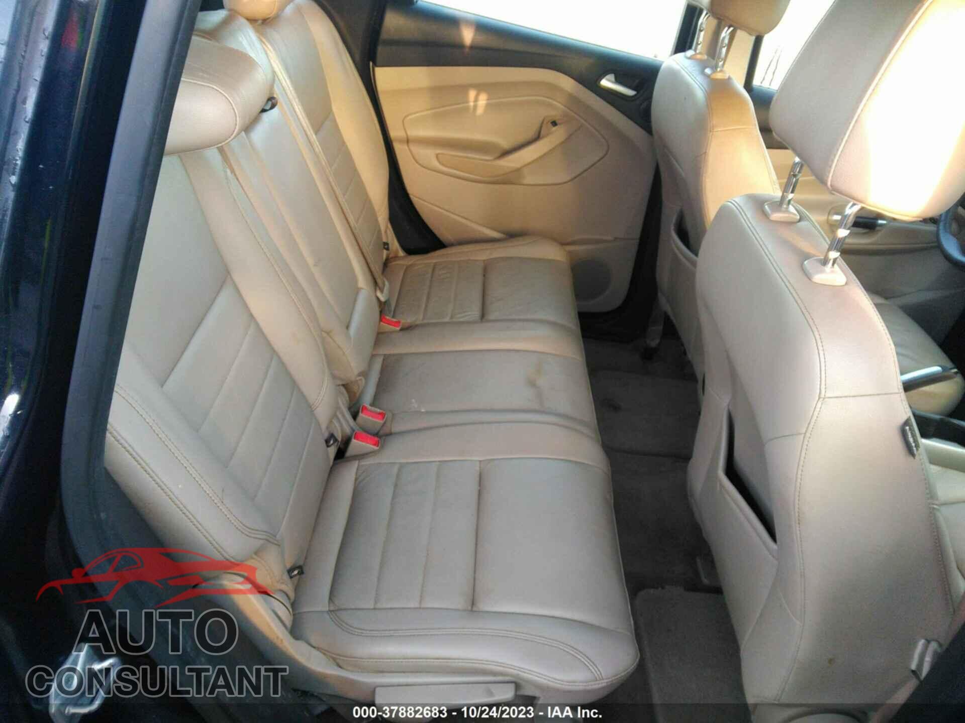 FORD C-MAX ENERGI 2016 - 1FADP5CU7GL114701