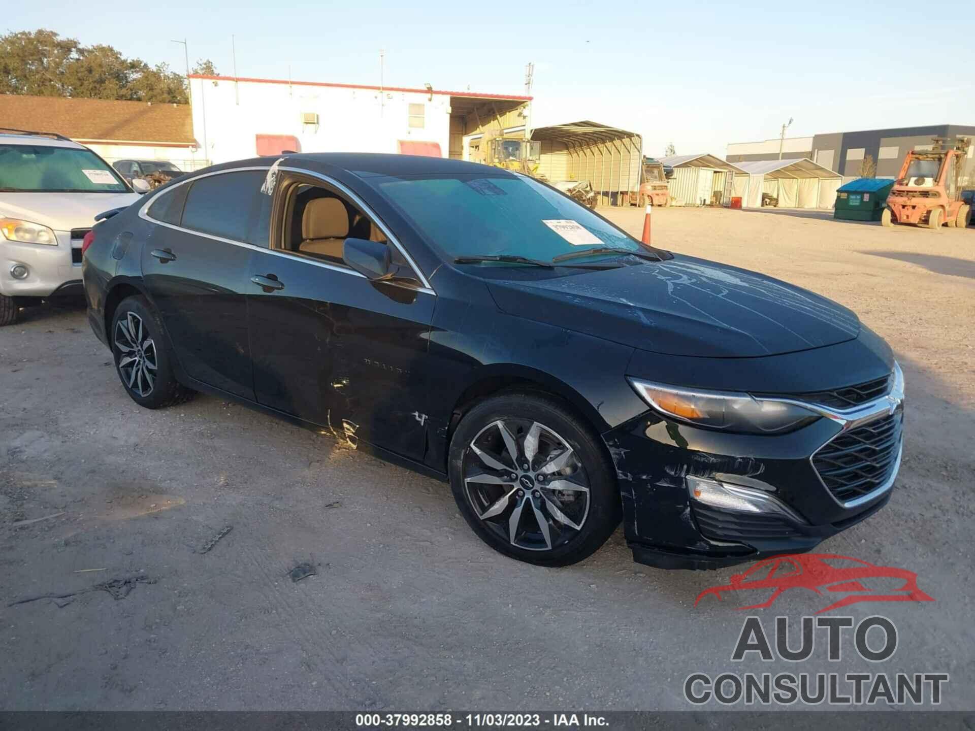 CHEVROLET MALIBU 2023 - 1G1ZG5ST0PF248076