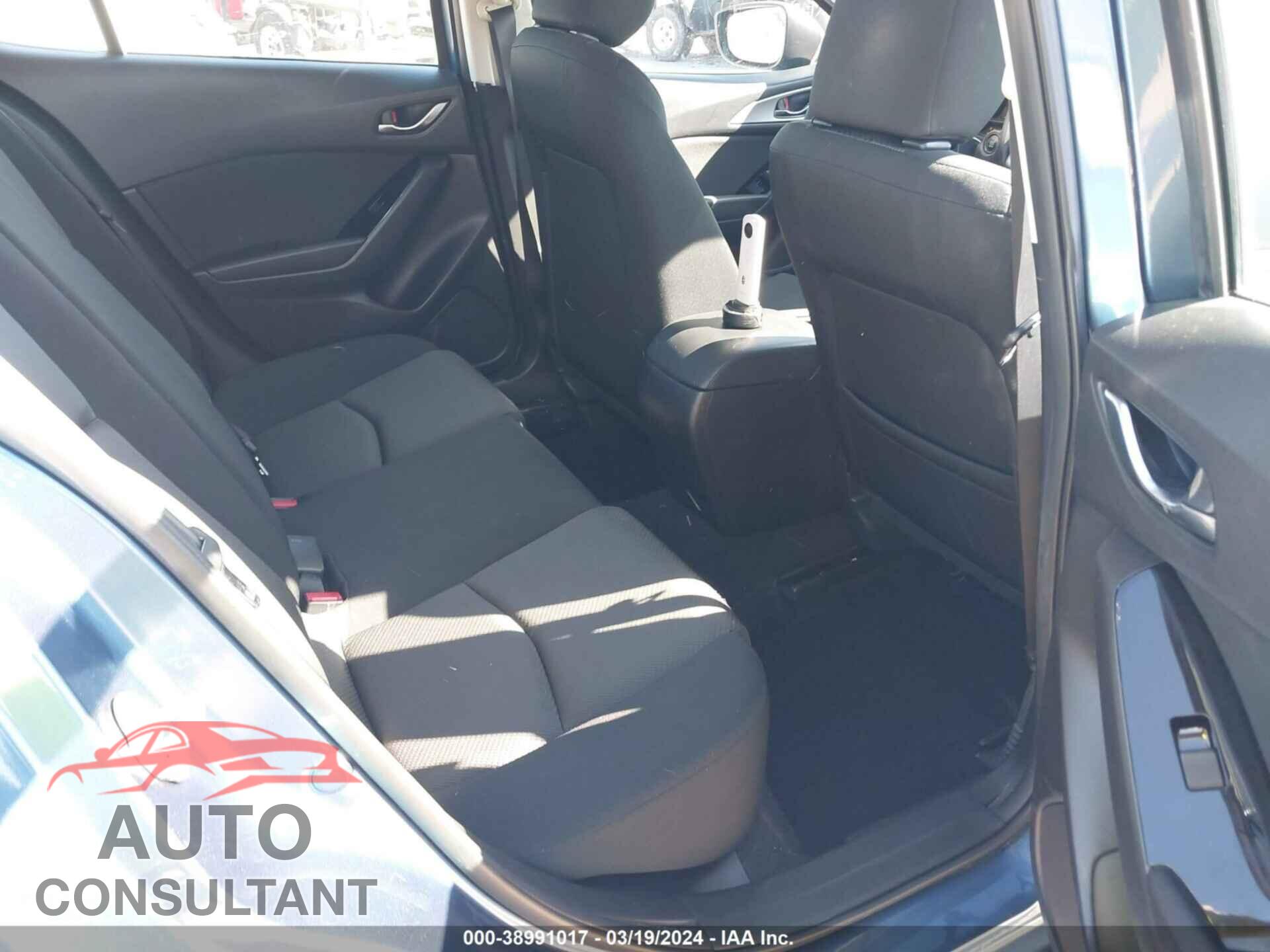 MAZDA 3 2017 - 3MZBN1U76HM136968
