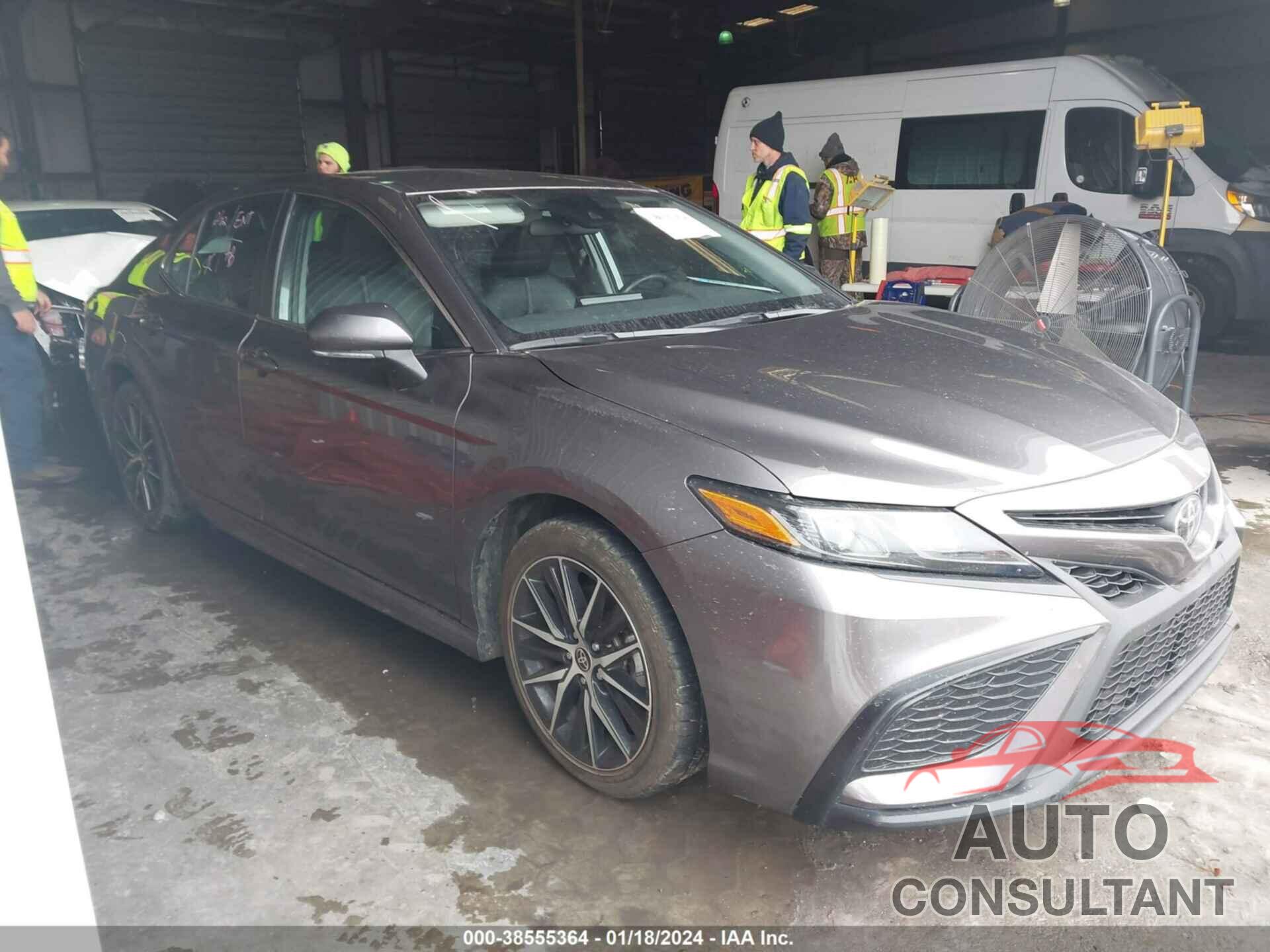 TOYOTA CAMRY 2022 - 4T1G11AKXNU677960