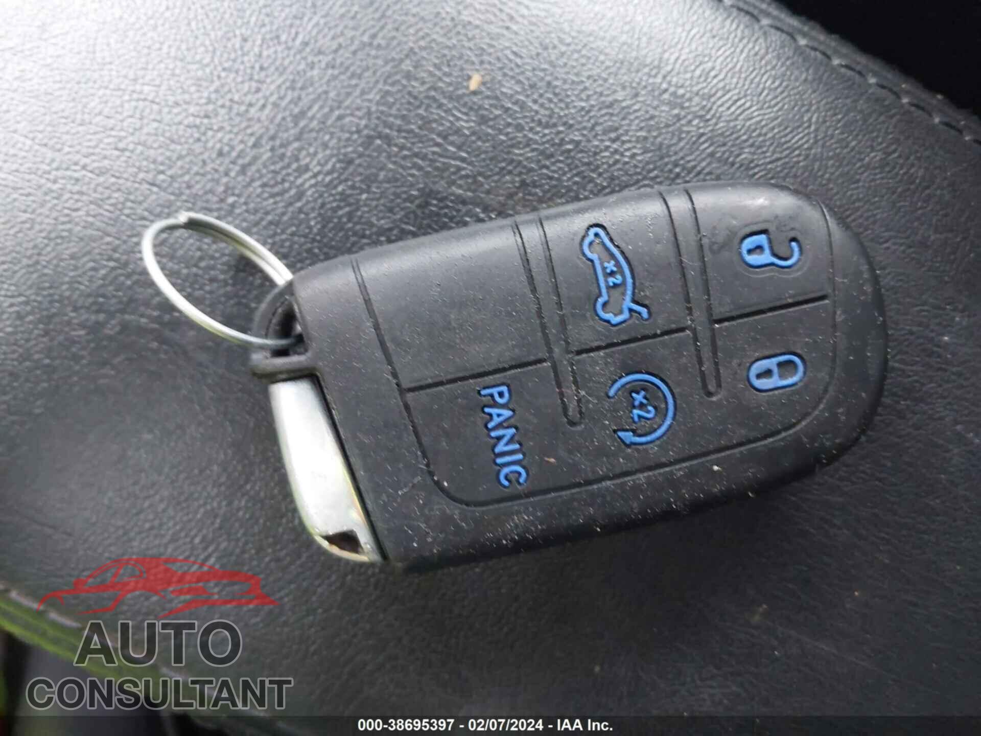 JEEP COMPASS 2019 - 3C4NJDBB5KT724331