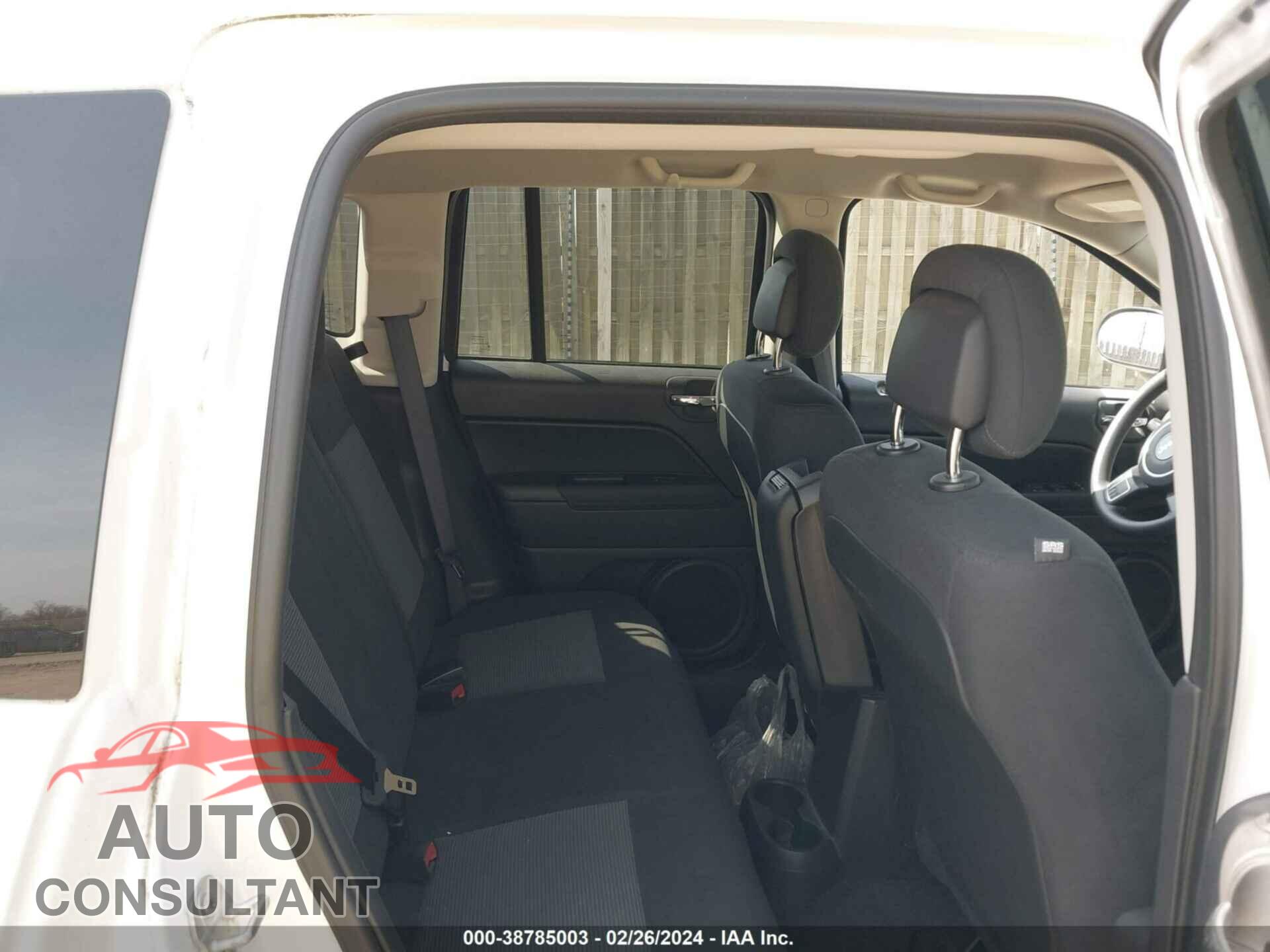 JEEP COMPASS 2017 - 1C4NJDBB2HD173323
