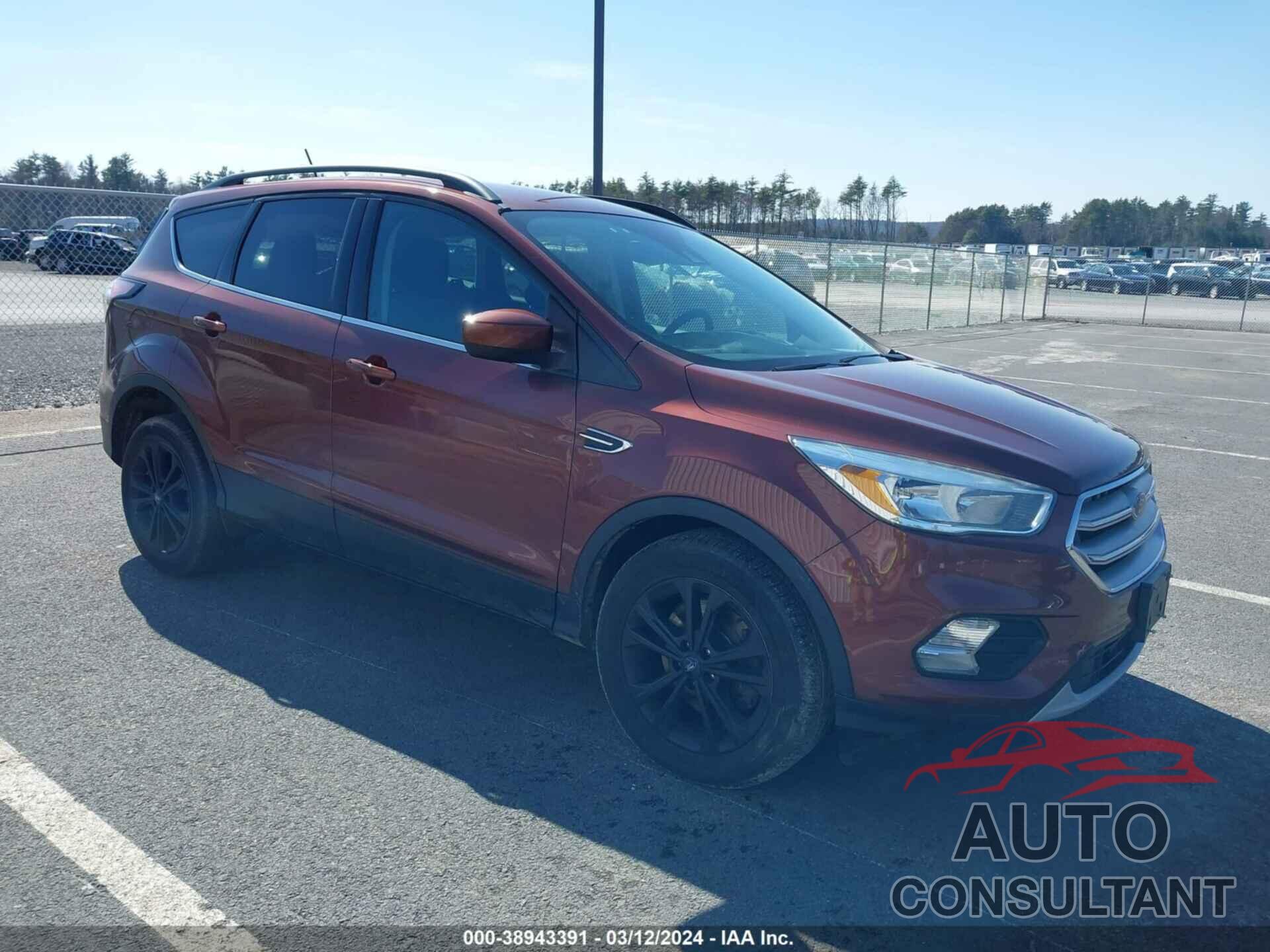 FORD ESCAPE 2018 - 1FMCU9GD2JUA77361