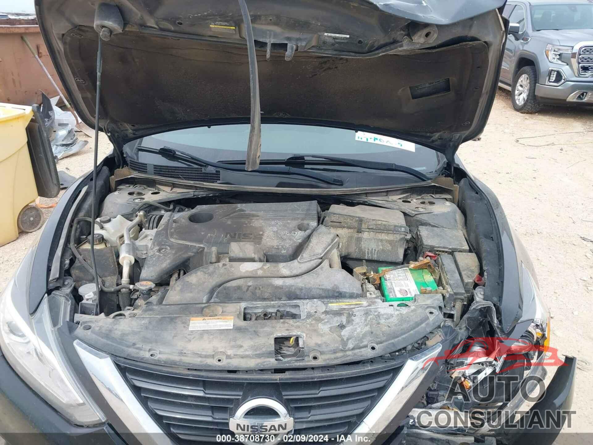 NISSAN ALTIMA 2018 - 1N4AL3AP4JC261226