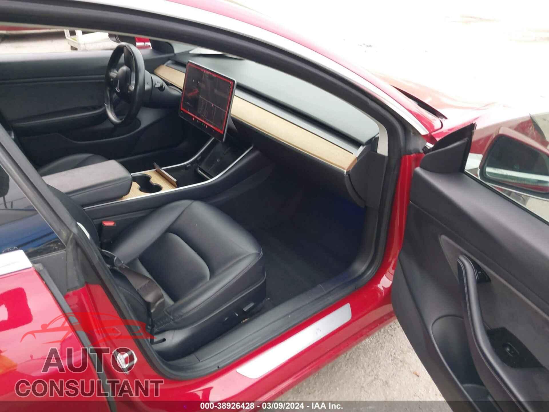 TESLA MODEL 3 2018 - 5YJ3E1EA9JF058505