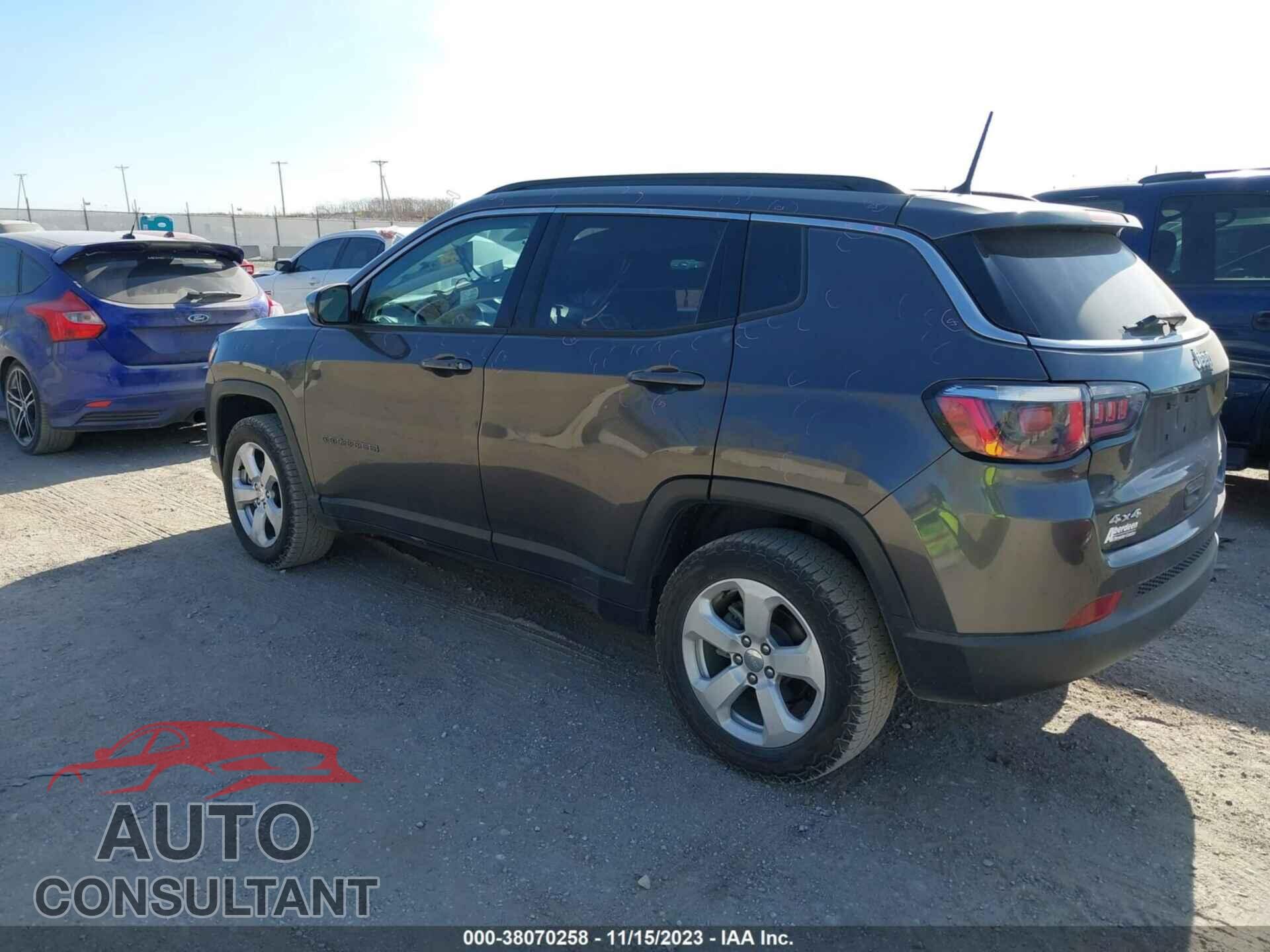 JEEP COMPASS 2018 - 3C4NJDBB0JT501385