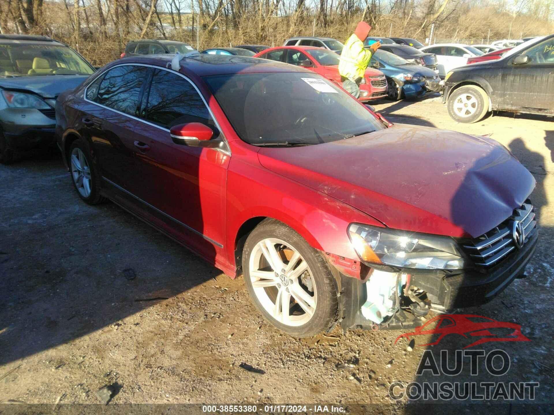 VOLKSWAGEN PASSAT 2015 - 1VWCM7A32FC019141