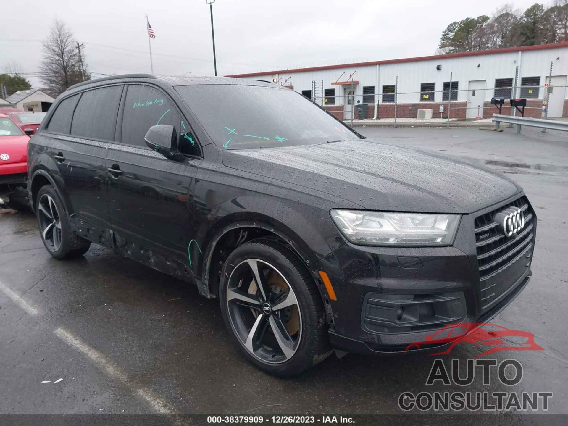 AUDI Q7 2019 - WA1VAAF72KD043967