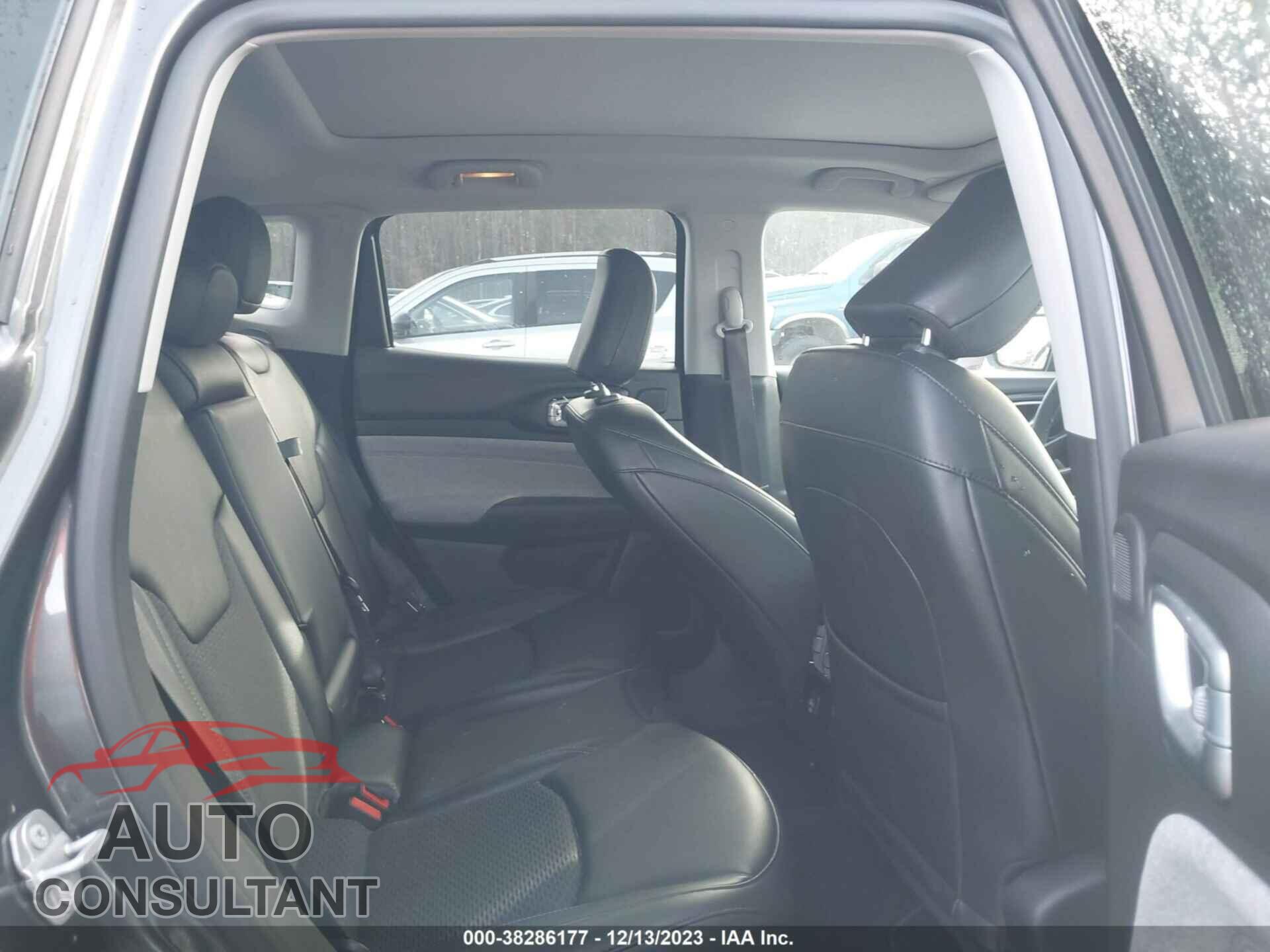 JEEP COMPASS 2022 - 3C4NJDBB1NT111157