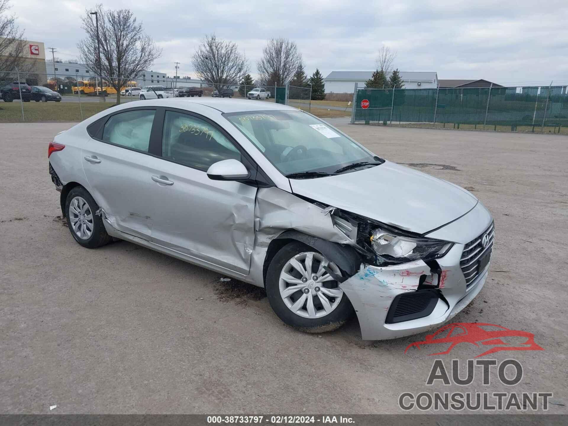 HYUNDAI ACCENT 2022 - 3KPC24A60NE160945