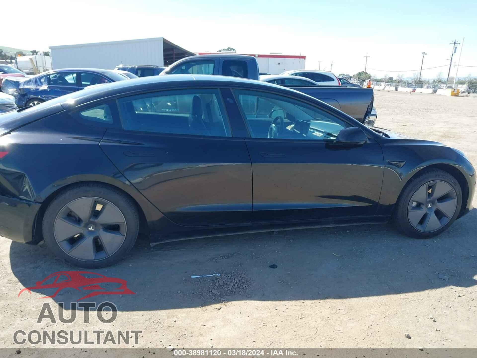 TESLA MODEL 3 2021 - 5YJ3E1EA8MF878076