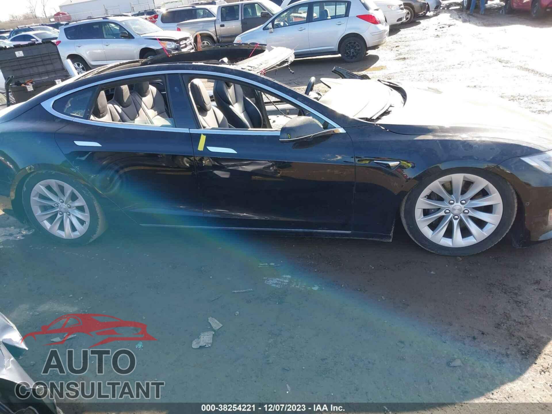 TESLA MODEL S 2017 - 5YJSA1E2XHF233001