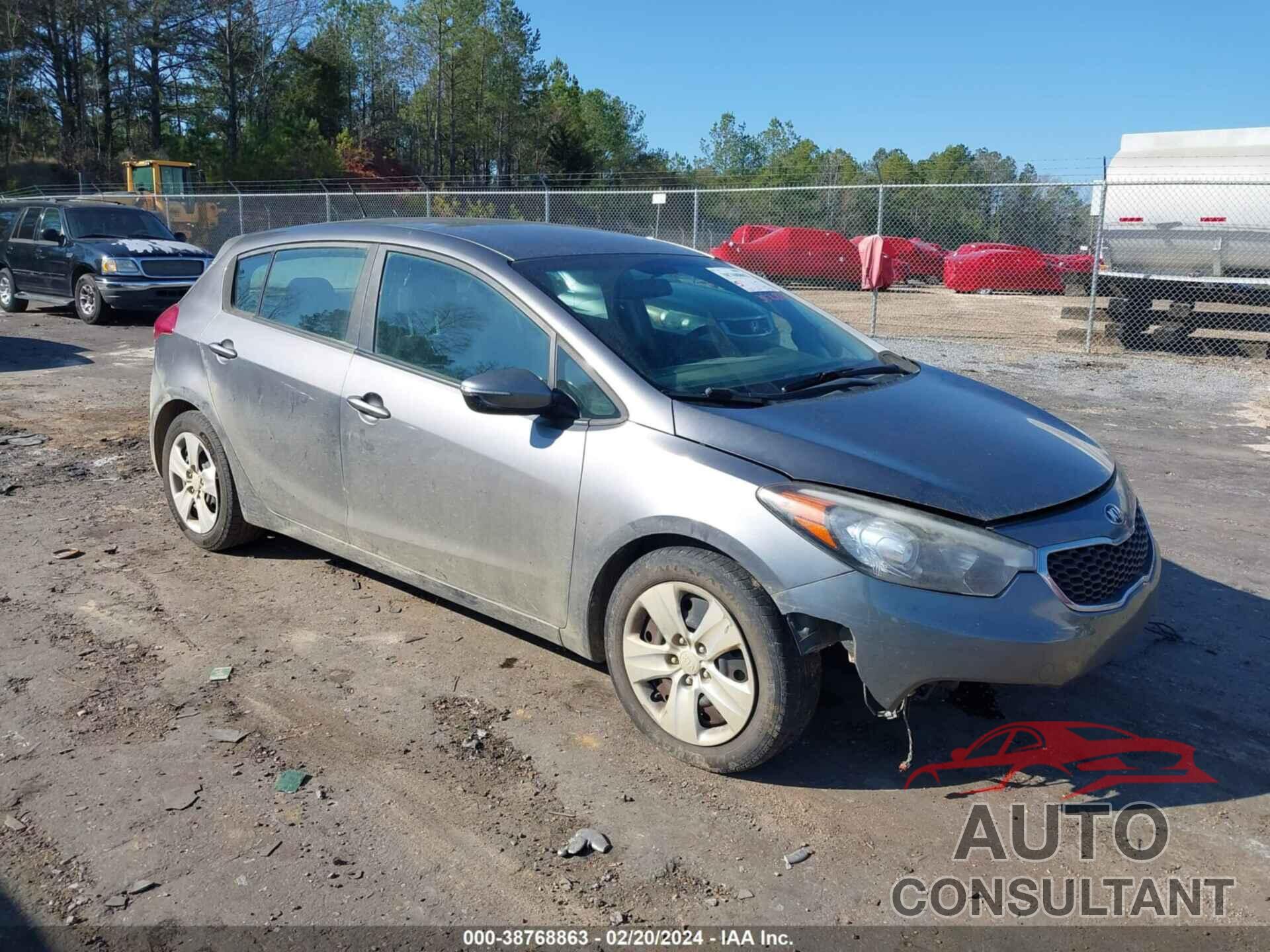 KIA FORTE 2016 - KNAFK5A89G5545713