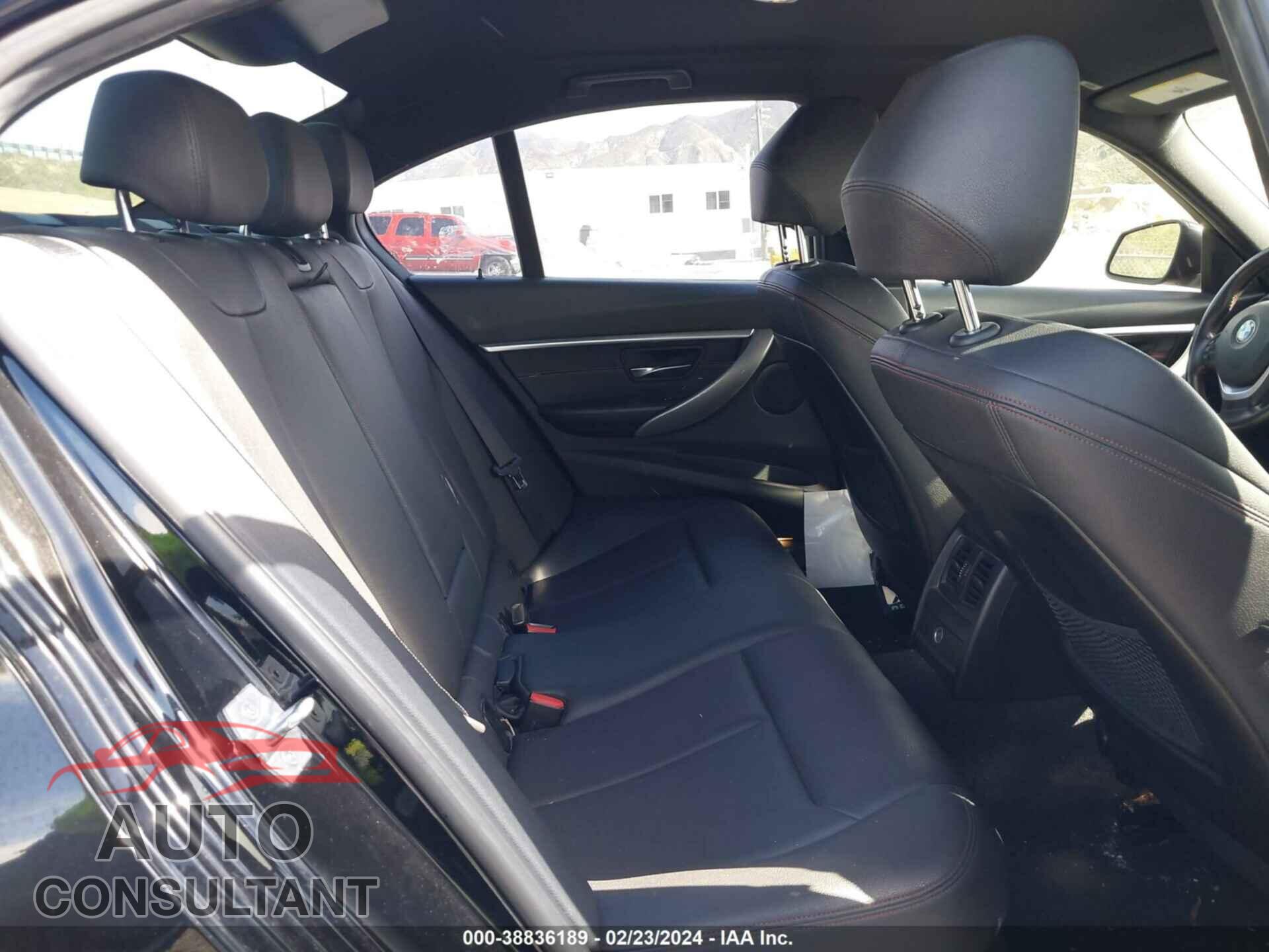 BMW 330I 2018 - WBA8B9C50JEE82613