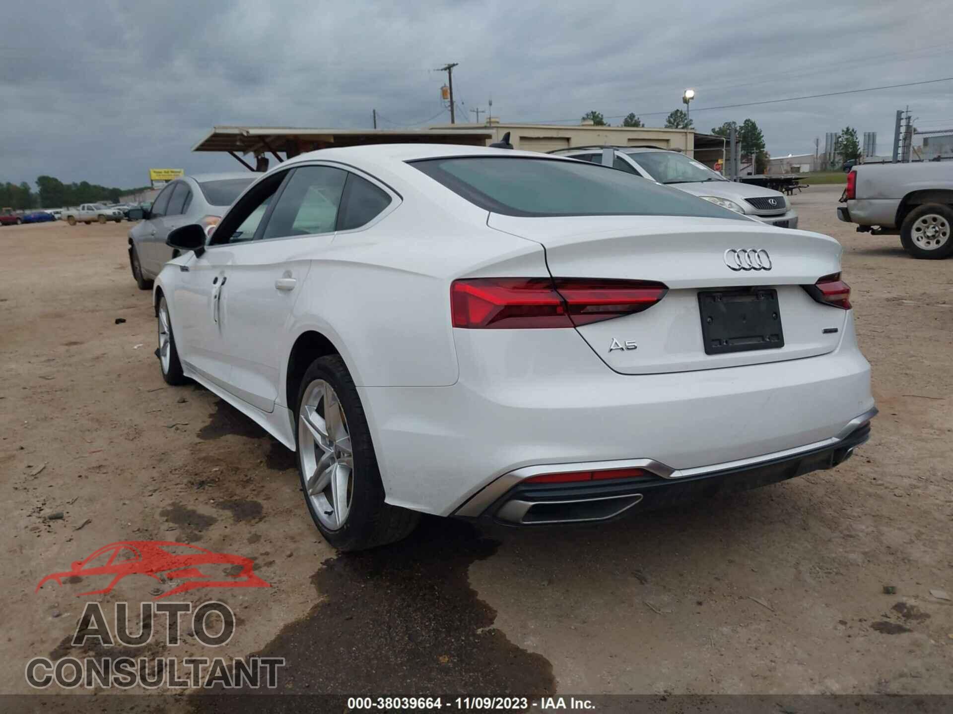 AUDI A5 2021 - WAUDACF50MA044130