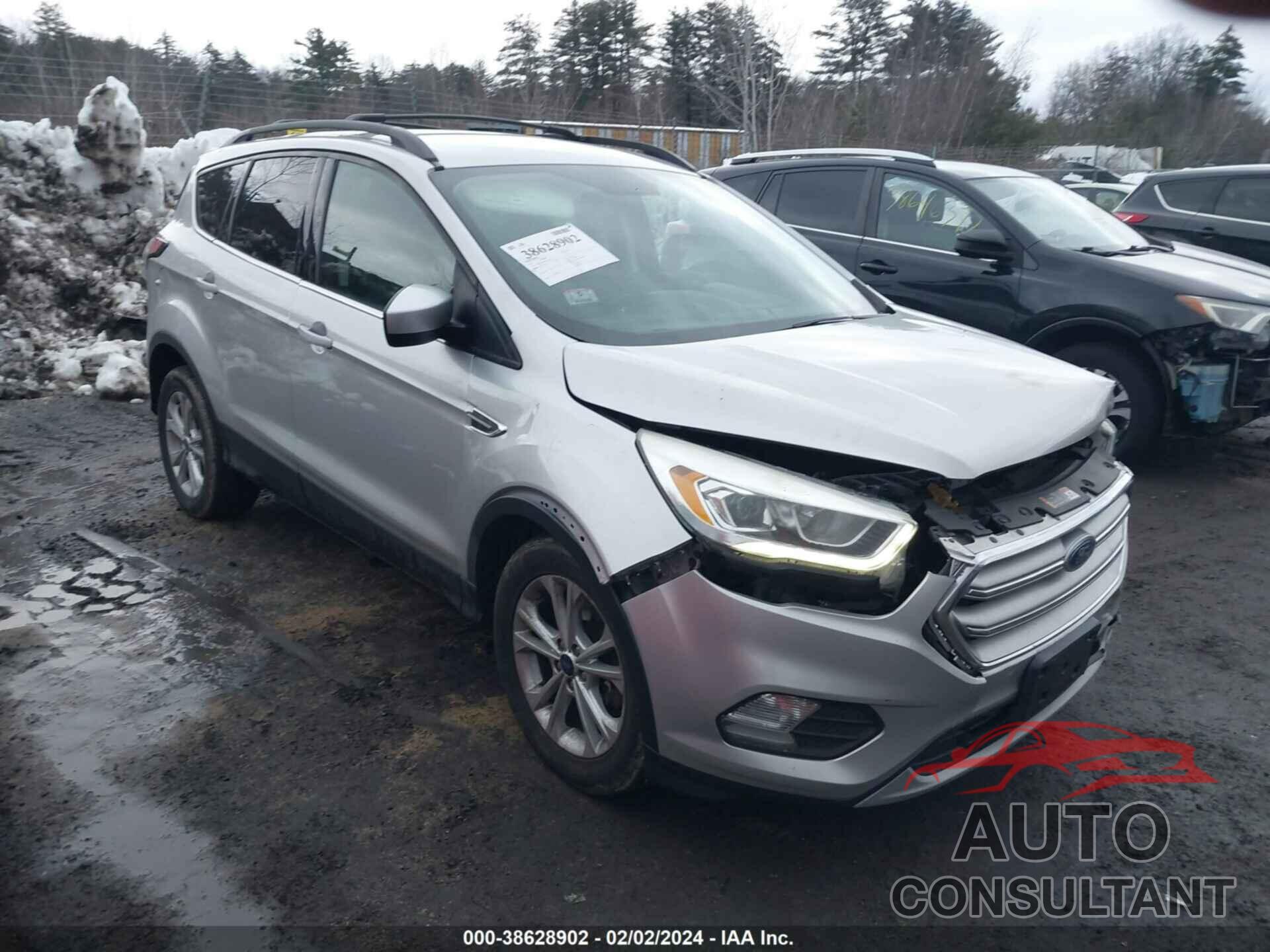 FORD ESCAPE 2017 - 1FMCU9GD6HUC54827