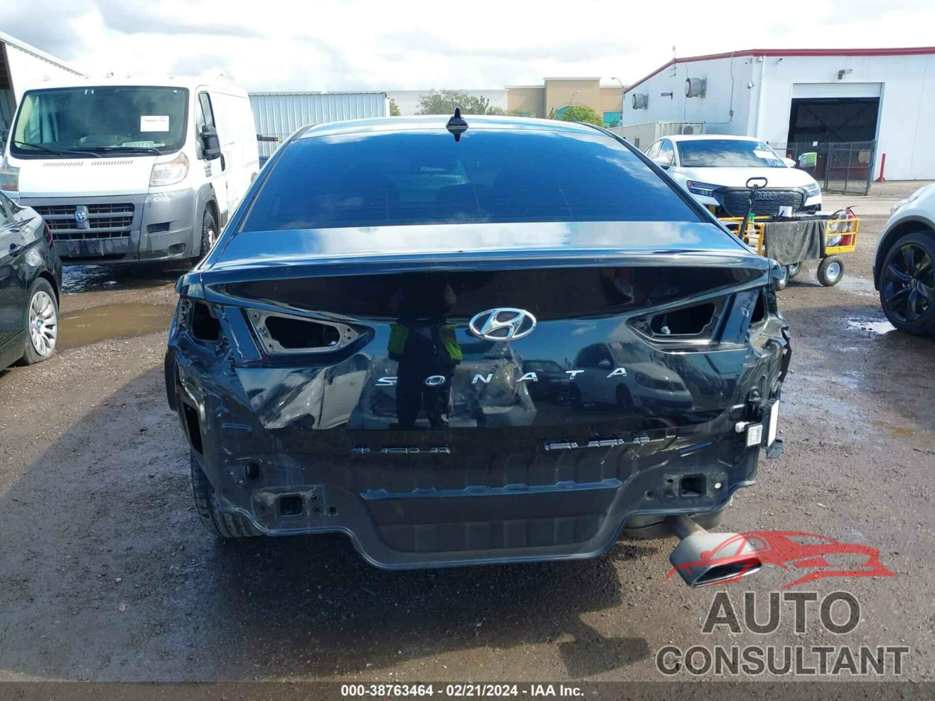 HYUNDAI SONATA 2019 - 5NPE34AF1KH733932