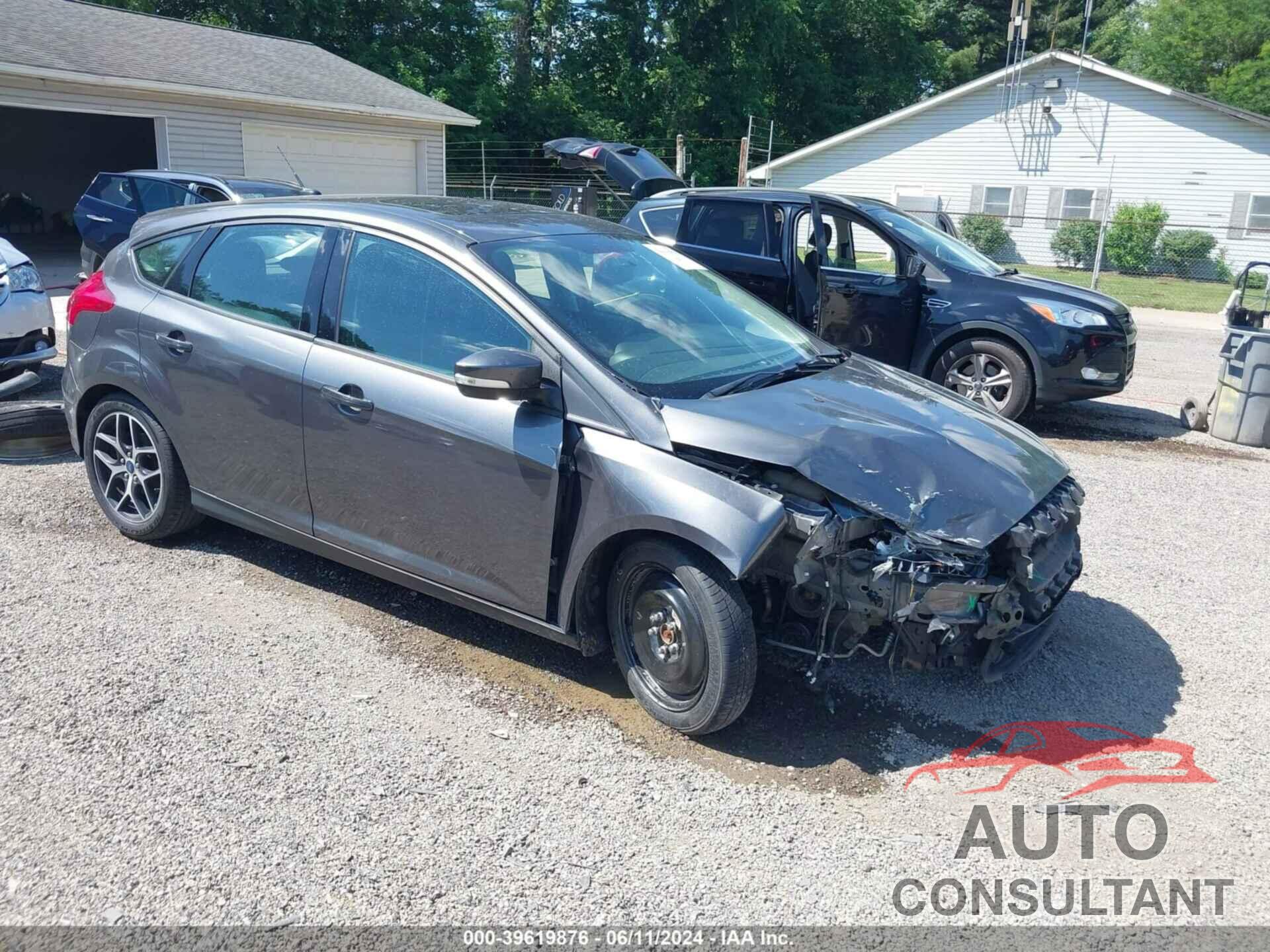 FORD FOCUS 2018 - 1FADP3M20JL301545