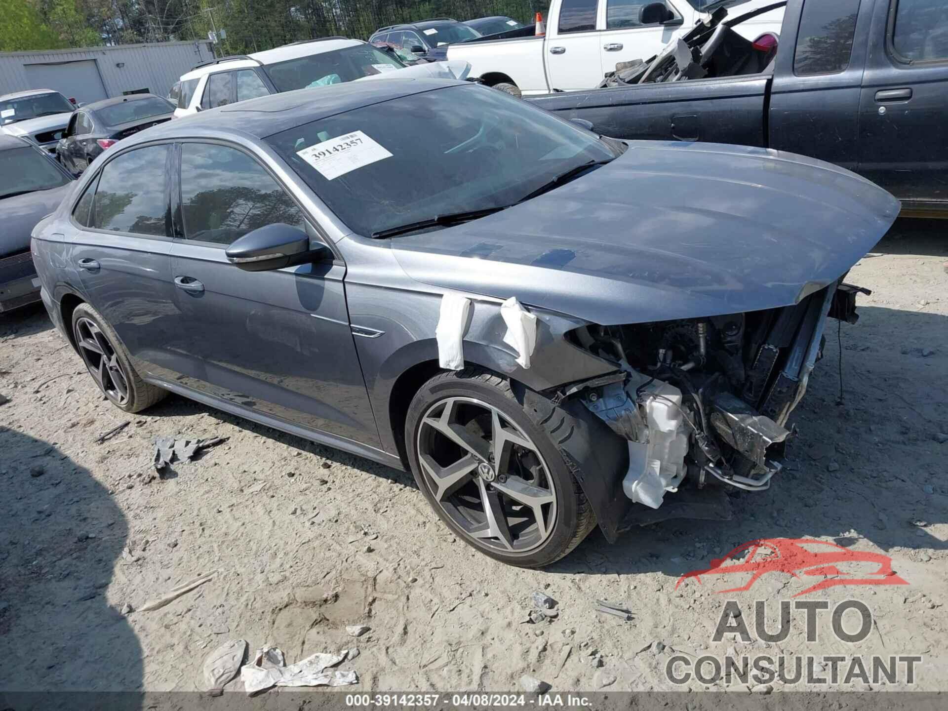 VOLKSWAGEN PASSAT 2021 - 1VWMA7A32MC005945