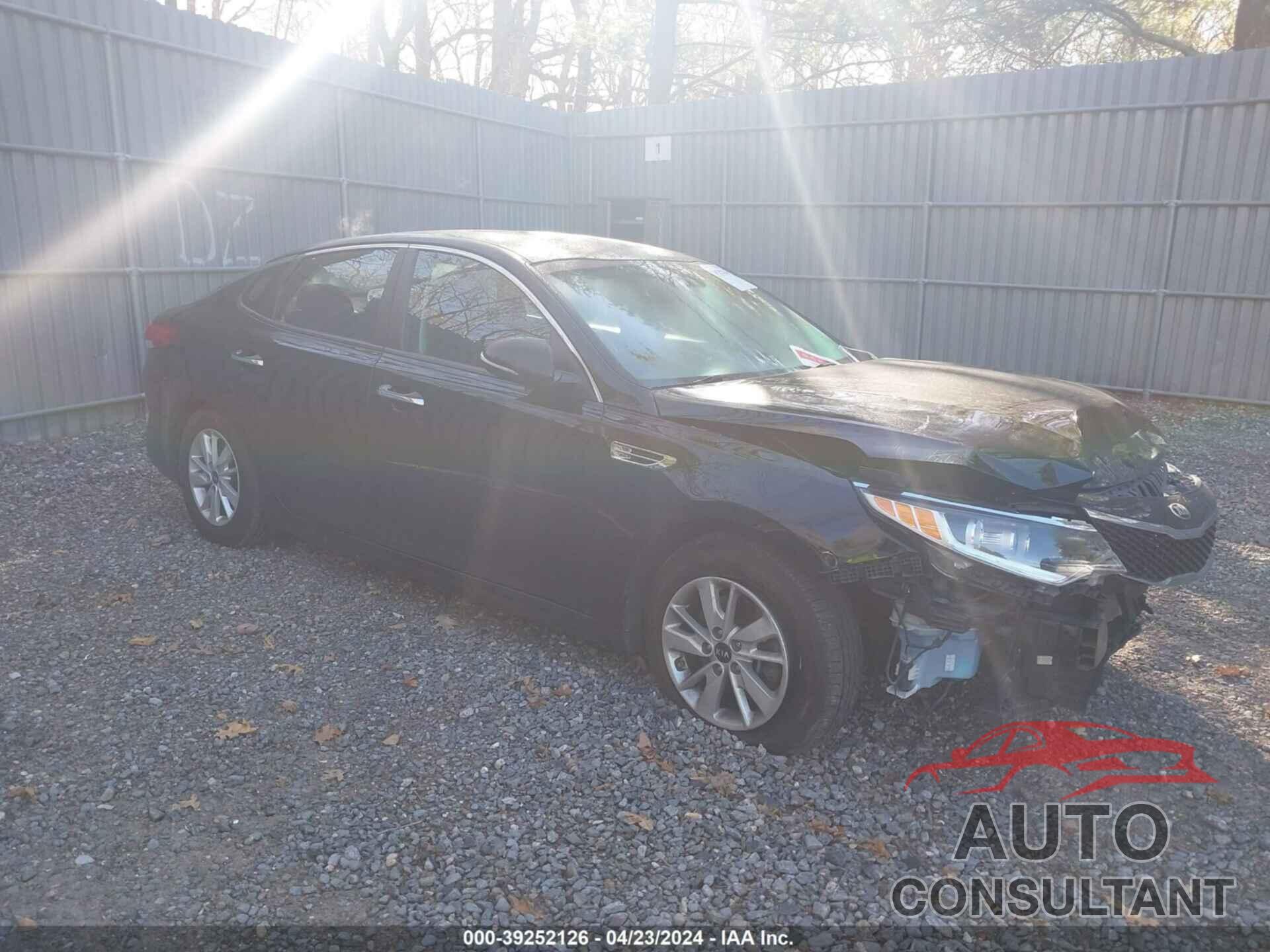 KIA OPTIMA 2018 - 5XXGT4L38JG186101